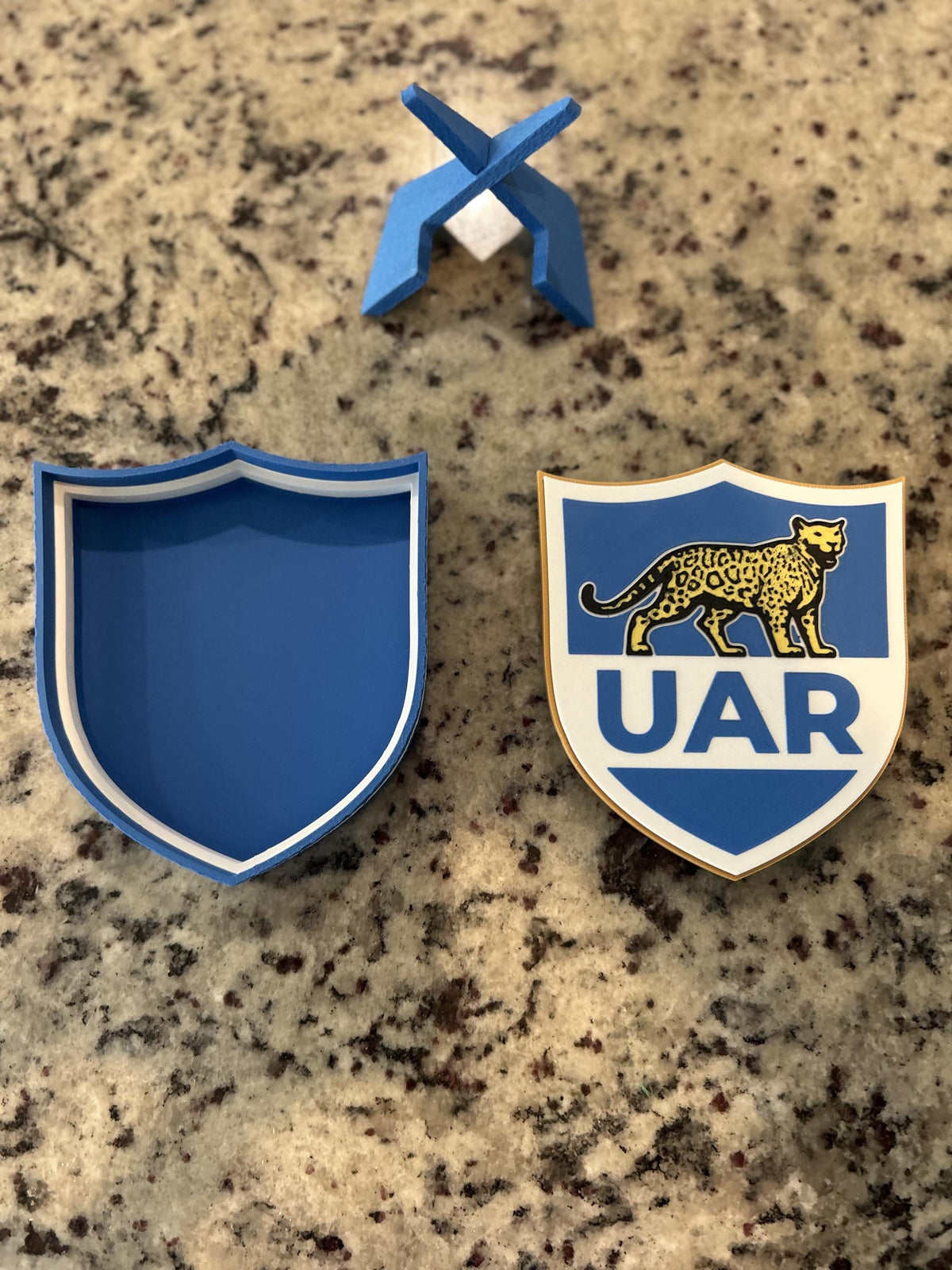 Los Pumas Argentina UAR 3D printed rugby crest display with stand and hidden stash box, made in USA