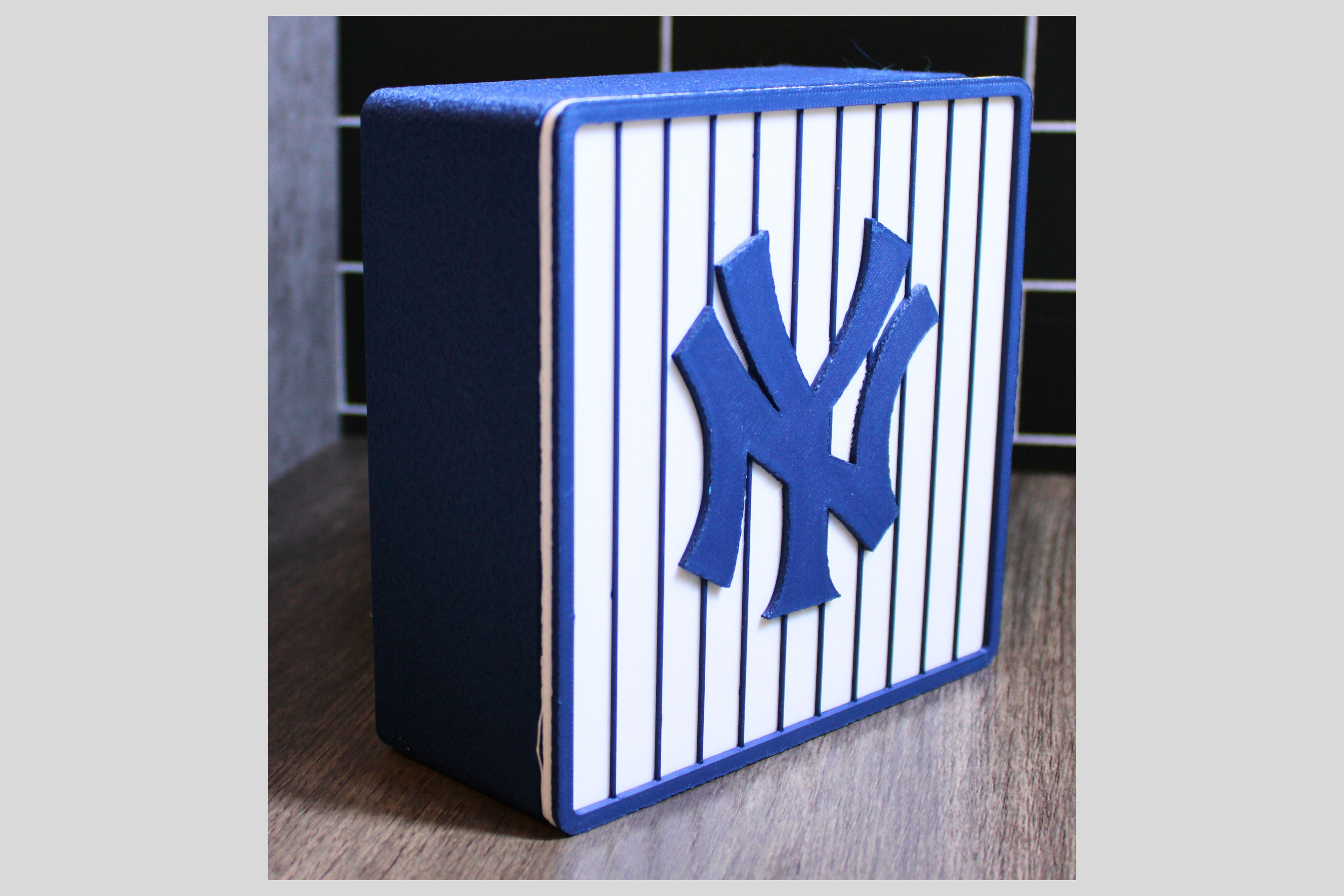 NY Yankees 3D Logo Stash Box: Unique MLB Baseball Fan Gift Tiki-Taka3D