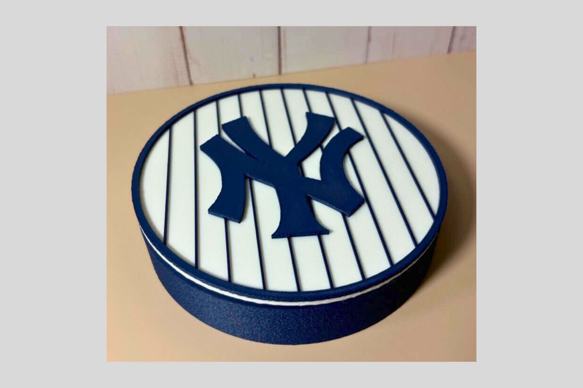 NY Yankees 3D Logo Stash Box: Unique MLB Baseball Fan Gift Tiki-Taka3D