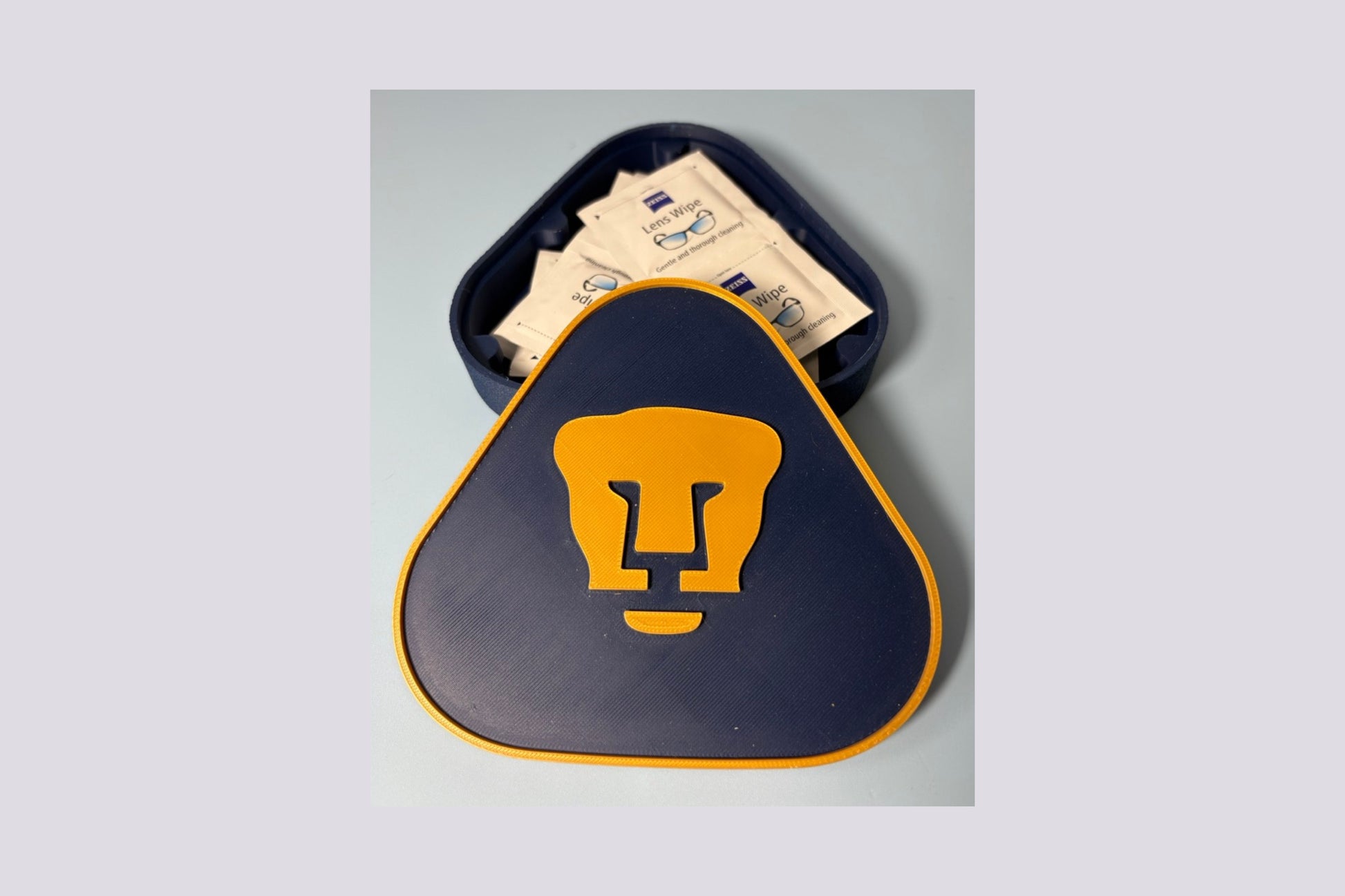 Pumas UNAM 3D Printed Plaque | Universitario Soccer Shield | Customizable NFC | Handmade Mexican Fan Art| Mancave Sign Tiki-Taka3D