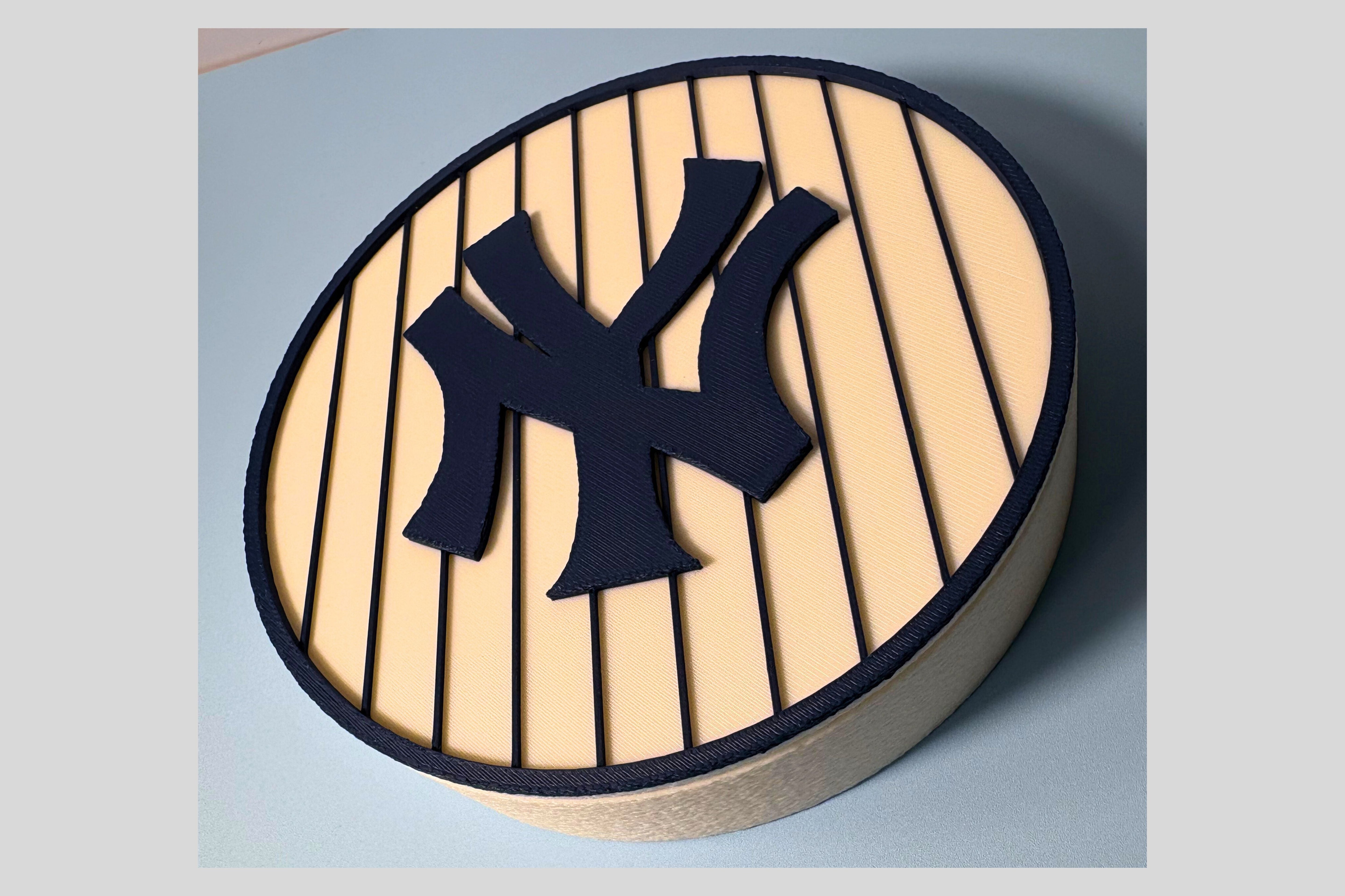 NY Yankees 3D Logo Stash Box: Unique MLB Baseball Fan Gift Tiki-Taka3D