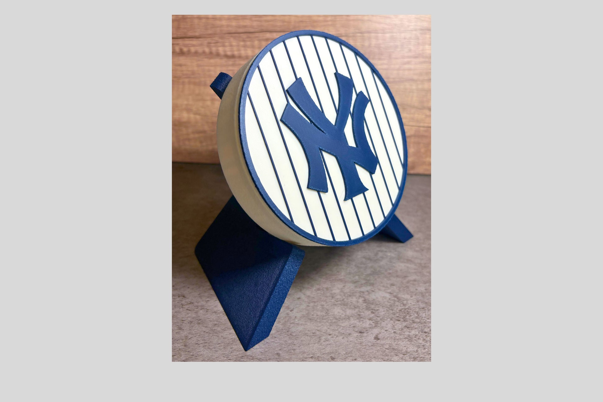 NY Yankees 3D Logo Stash Box: Unique MLB Baseball Fan Gift Tiki-Taka3D