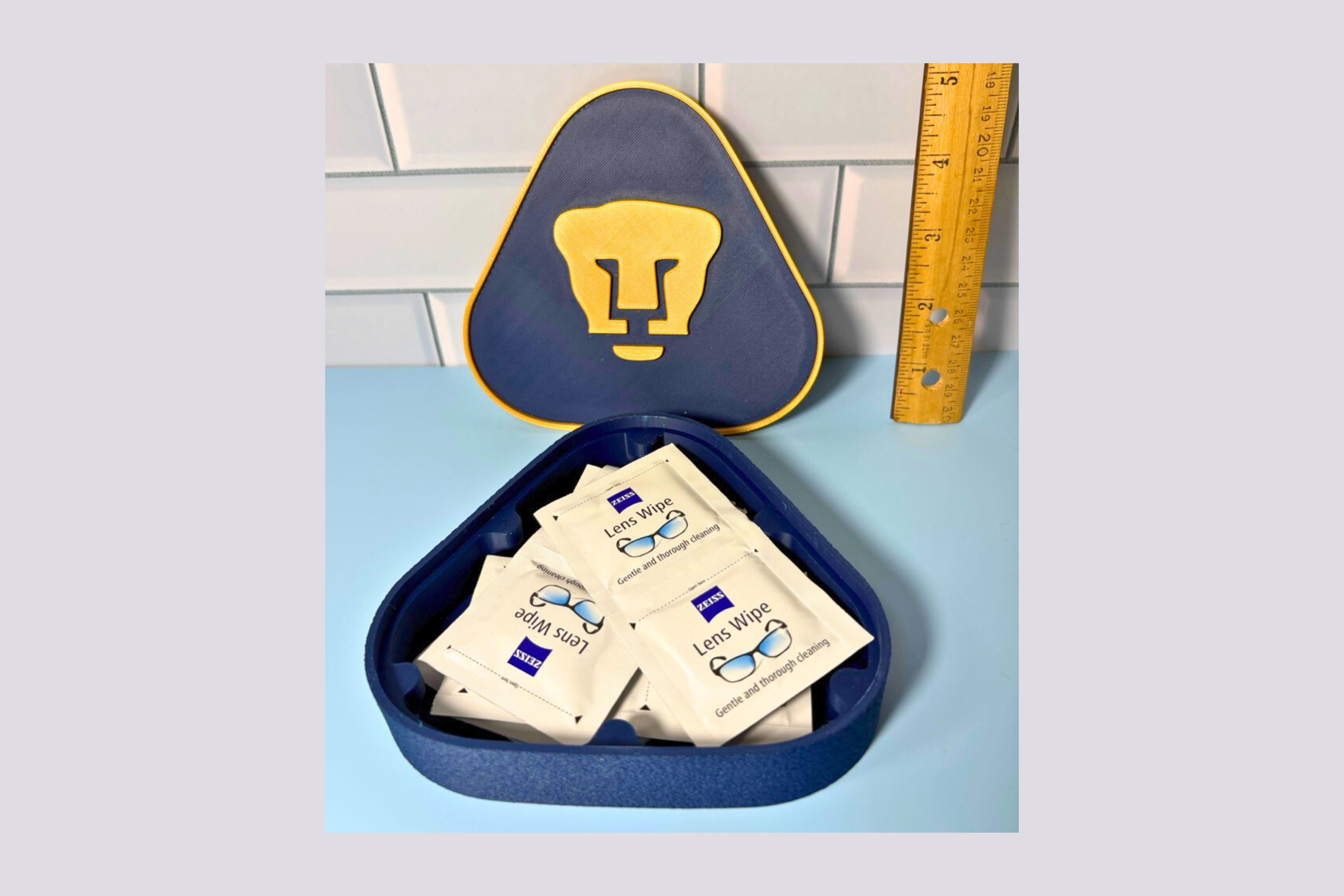 Pumas UNAM 3D Printed Plaque | Universitario Soccer Shield | Customizable NFC | Handmade Mexican Fan Art| Mancave Sign Tiki-Taka3D