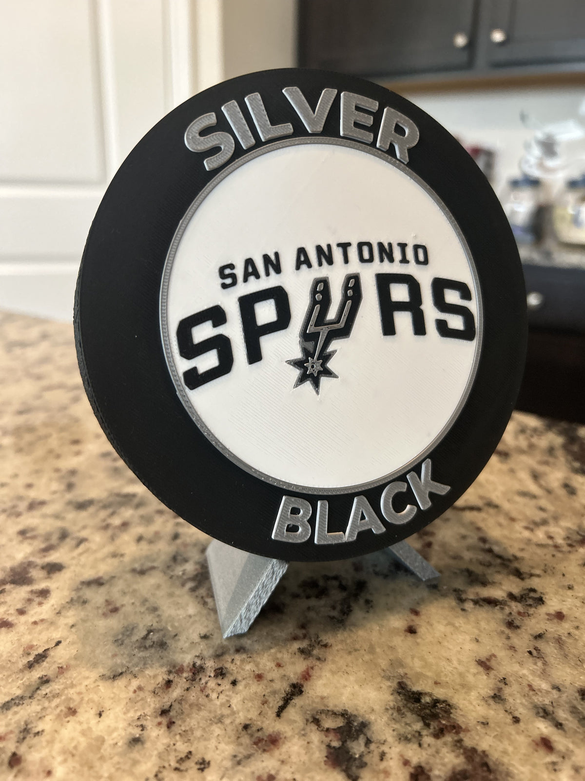 San Antonio Spurs 3D printed roundel and crest display with stand and hidden stash box, personalized NBA basketball fan gift, made in USA