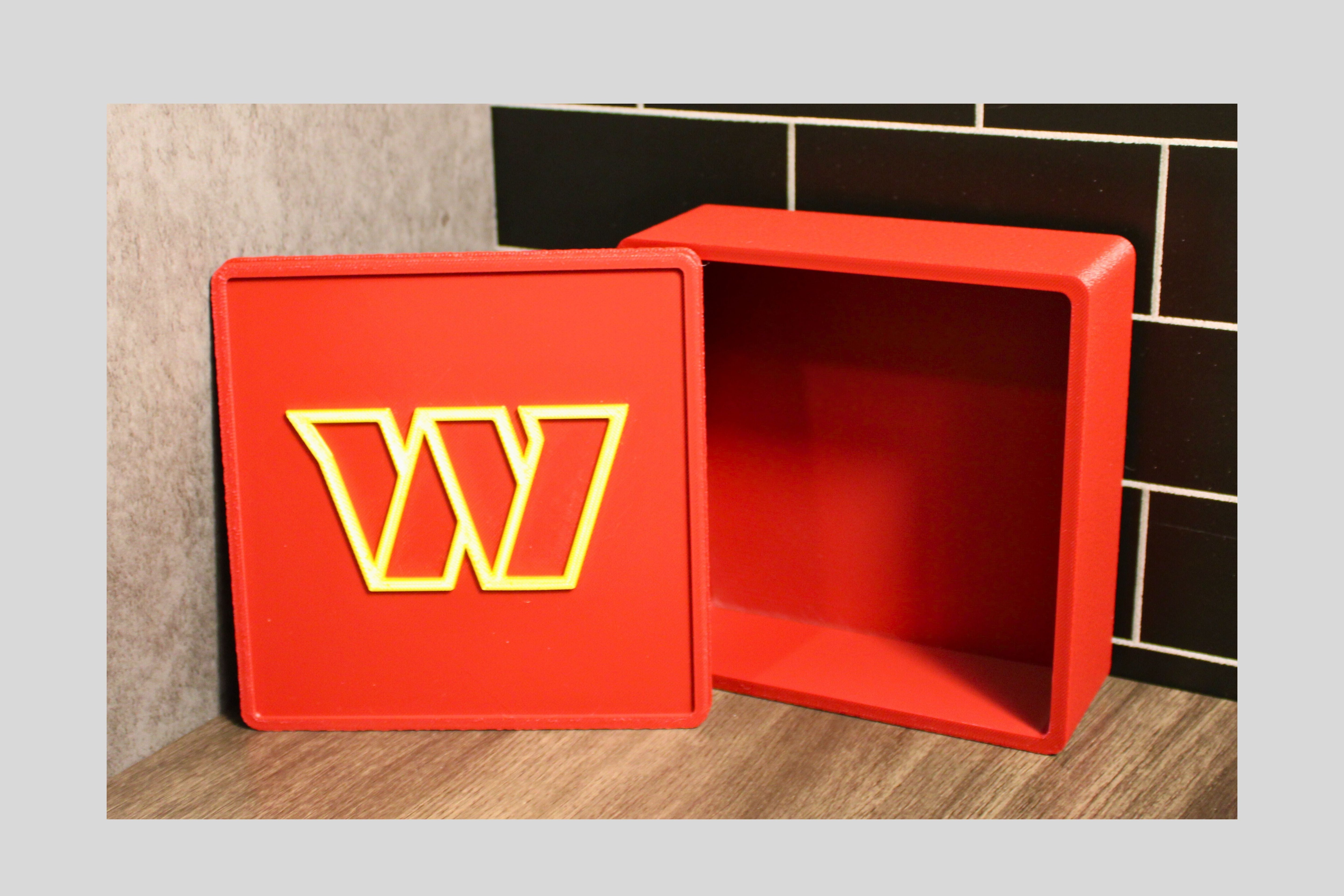 Commanders 3D Logo Plaque | Keepsake Box Tiki-Taka3D