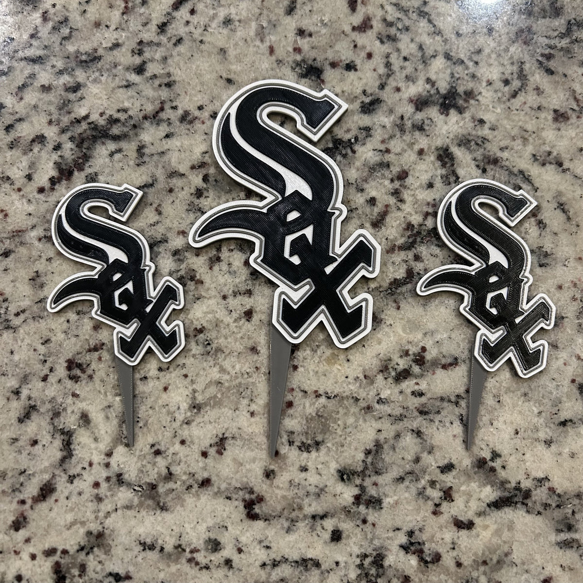 Chicago White Sox 3D printed cake topper and cupcake toppers, food-grade PETG Sox logo, MLB baseball birthday party decoration, made in USA