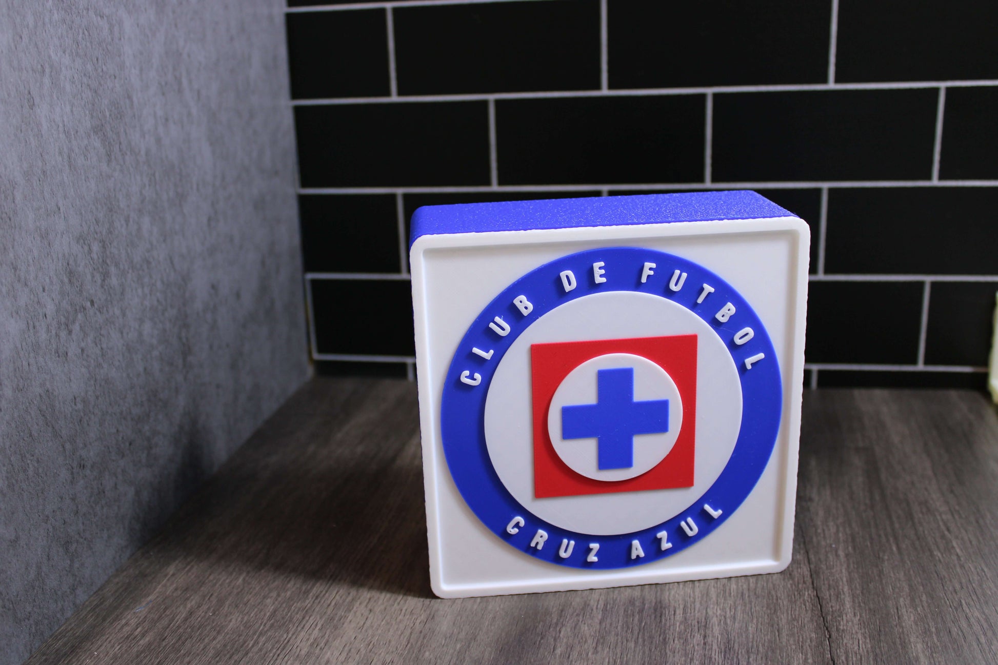 Club de Fútbol Cruz Azul. La Máquina Cementera.Liga MX.  Mejor regalo para un Celeste. Soccer Regalo para papá/hermano/primo/etc. 3D Printed Tiki-Taka3D