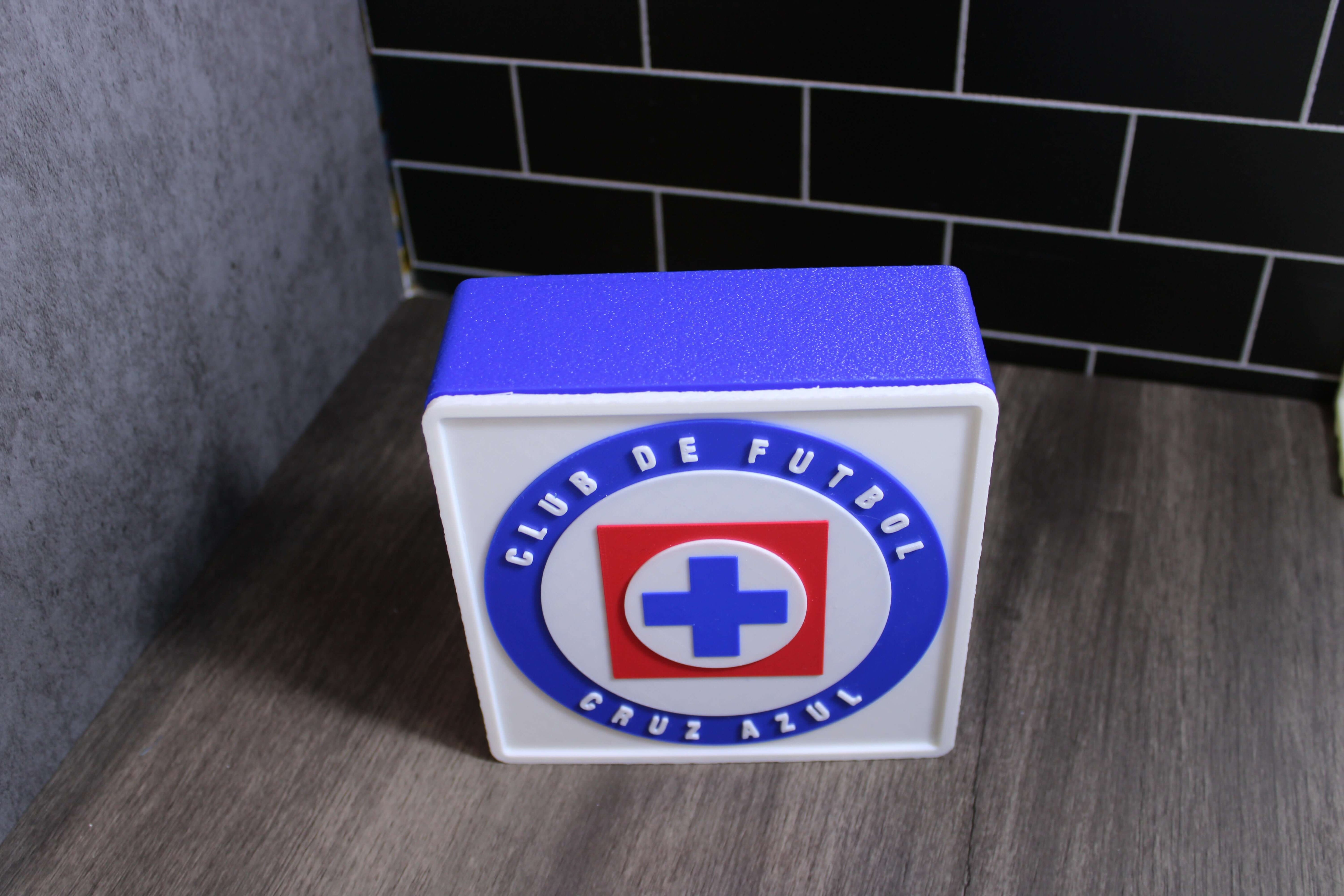 Club de Fútbol Cruz Azul. La Máquina Cementera.Liga MX.  Mejor regalo para un Celeste. Soccer Regalo para papá/hermano/primo/etc. 3D Printed Tiki-Taka3D