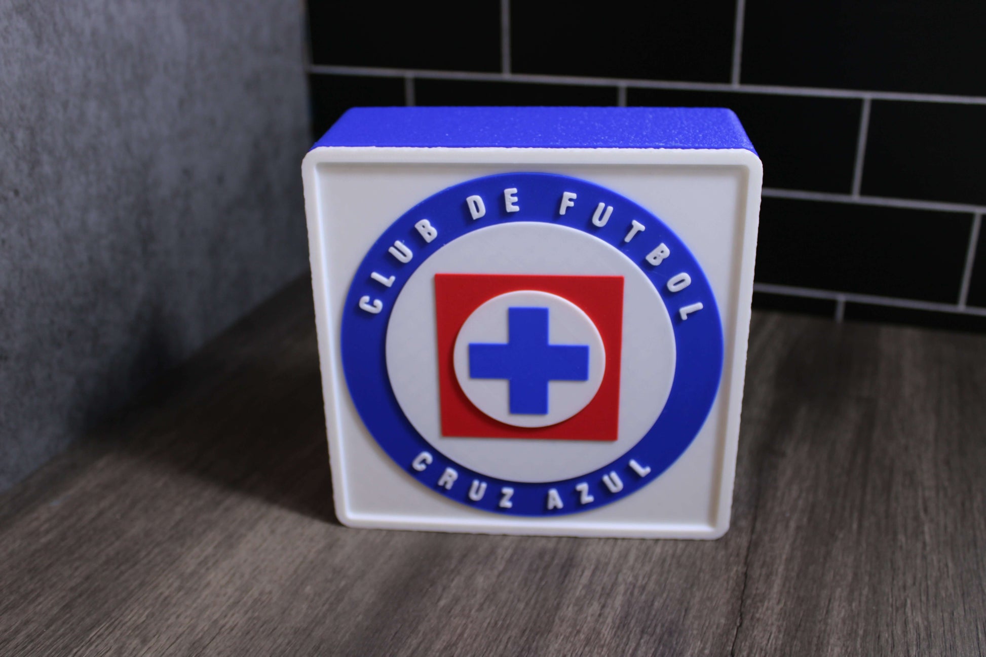 Club de Fútbol Cruz Azul. La Máquina Cementera.Liga MX.  Mejor regalo para un Celeste. Soccer Regalo para papá/hermano/primo/etc. 3D Printed Tiki-Taka3D