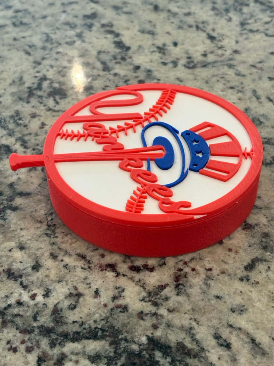 Customized New York Yankees 3D printed plaque in vibrant colors with unique design, perfect for sports decor.