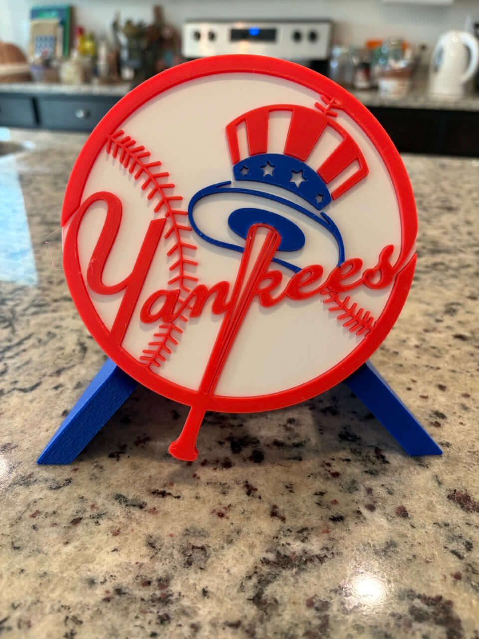 3D printed New York Yankees plaque showcasing vibrant colors and baseball theme, perfect for sports decor.