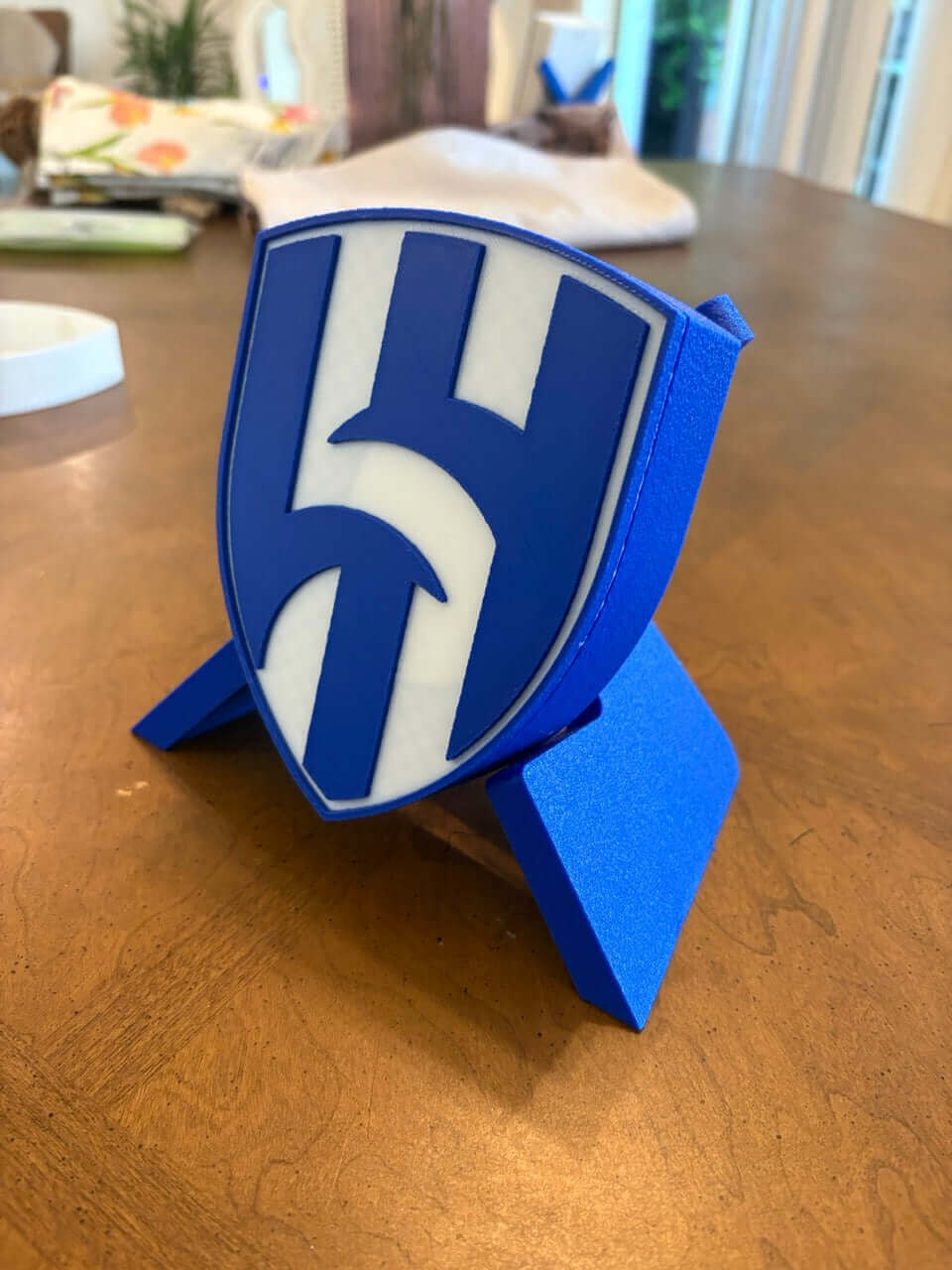 Customizable Al Hilal FC 3D printed plaque in vibrant blue, perfect decor for soccer fans.