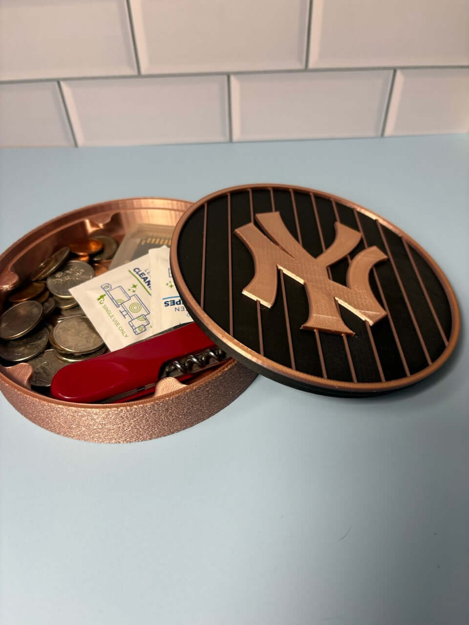 Customized NY Yankees 3D Logo Stash Box: Unique MLB Baseball Fan Gift. Rose Gold and Black Tiki-Taka3D