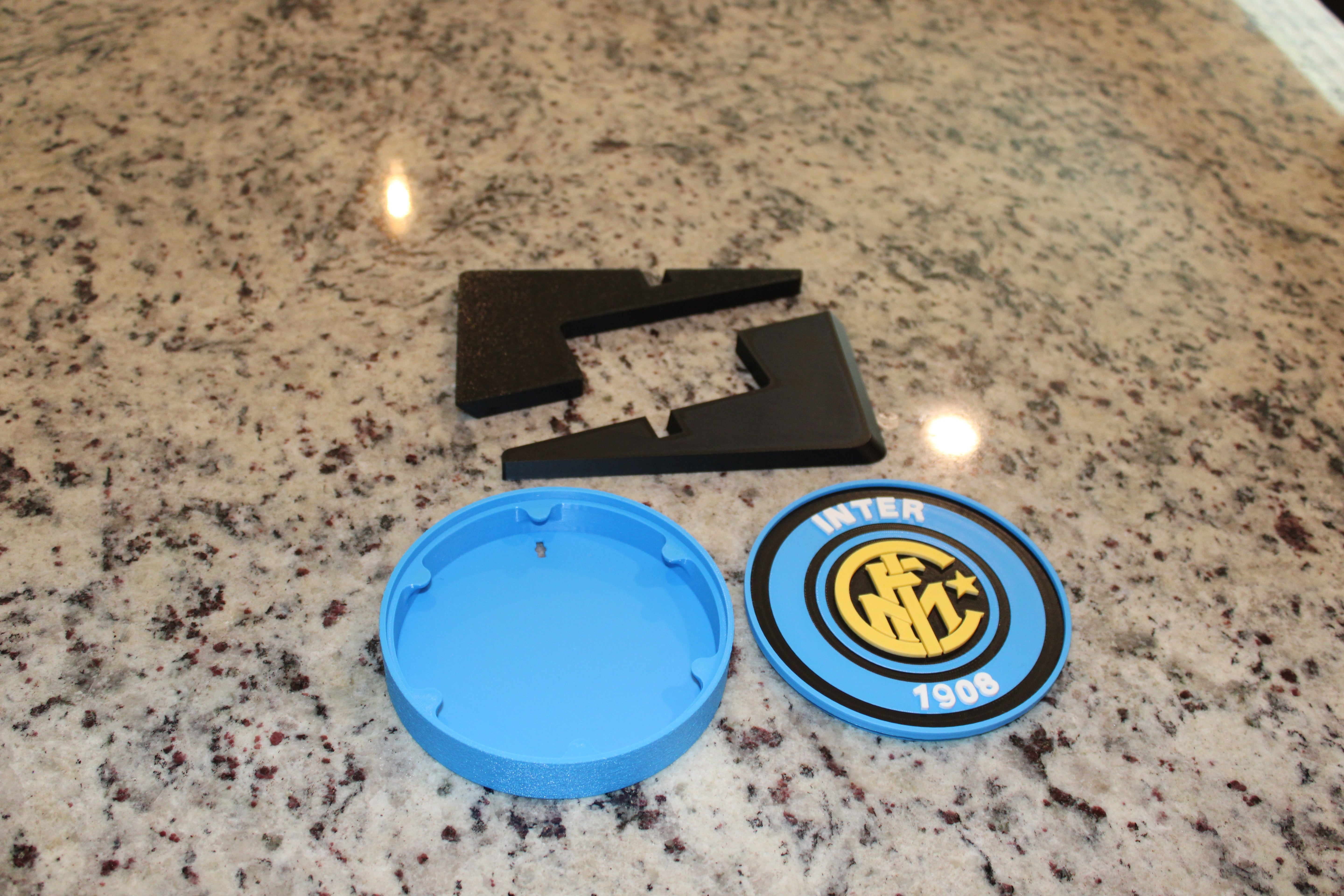 Inter Milan Retro 3D Printed Emblem – Custom Decor for True Nerazzurri Fans Tiki-Taka3D
