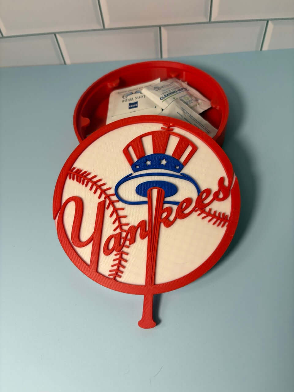 Customized New York Yankees 3D Printed Plaque: Unique MLB Baseball Fan Gift for Sports Decor Tiki-Taka3D