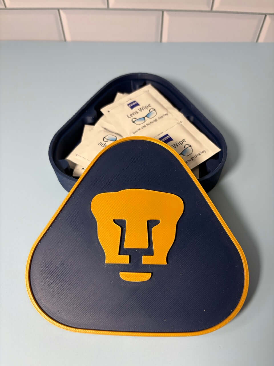 Pumas UNAM 3D Printed Plaque | Universitario Soccer Shield | Customizable NFC | Handmade Mexican Fan Art| Mancave Sign Tiki-Taka3D