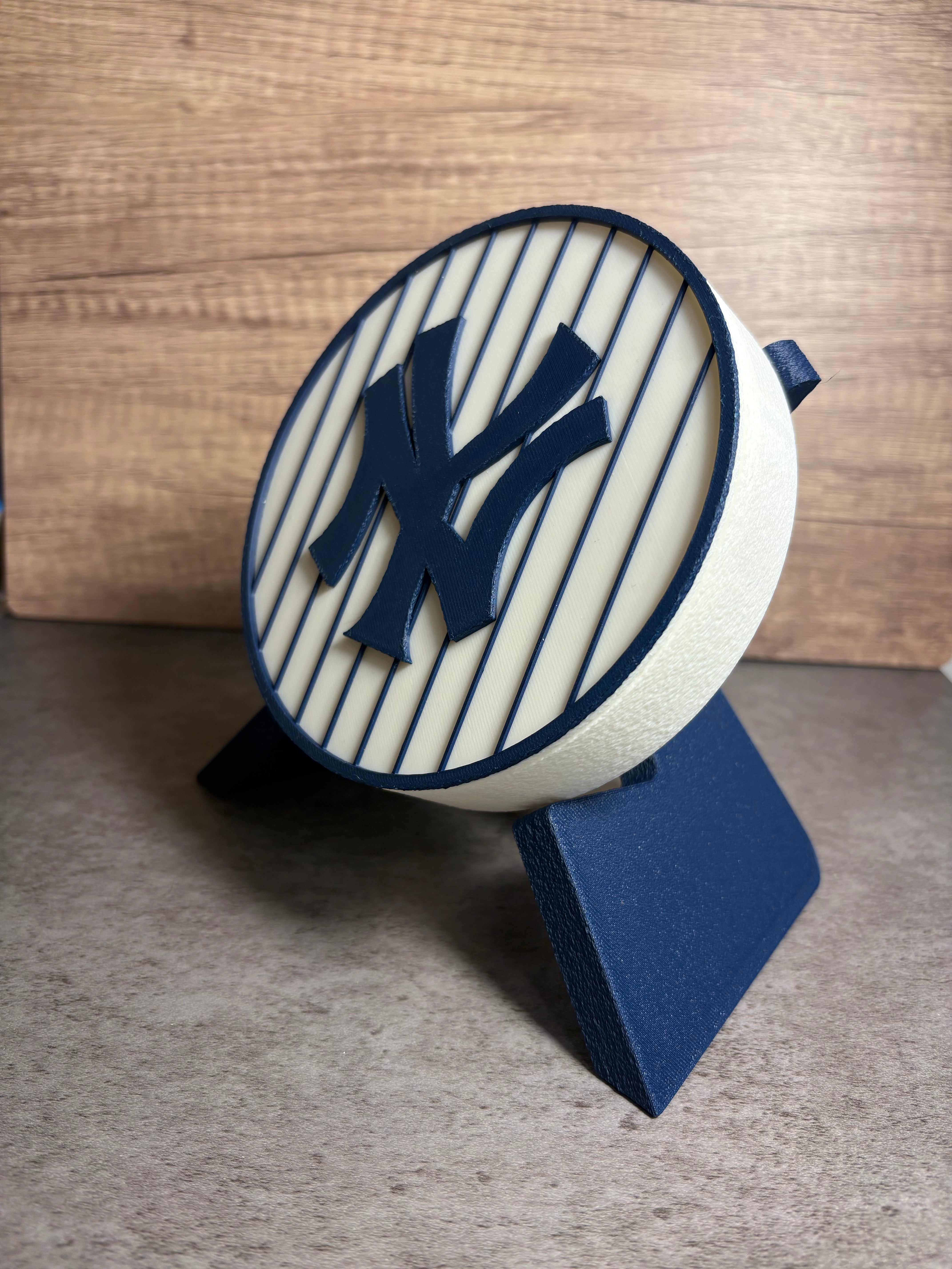 NY Yankees 3D Logo Stash Box: Unique MLB Baseball Fan Gift Tiki-Taka3D