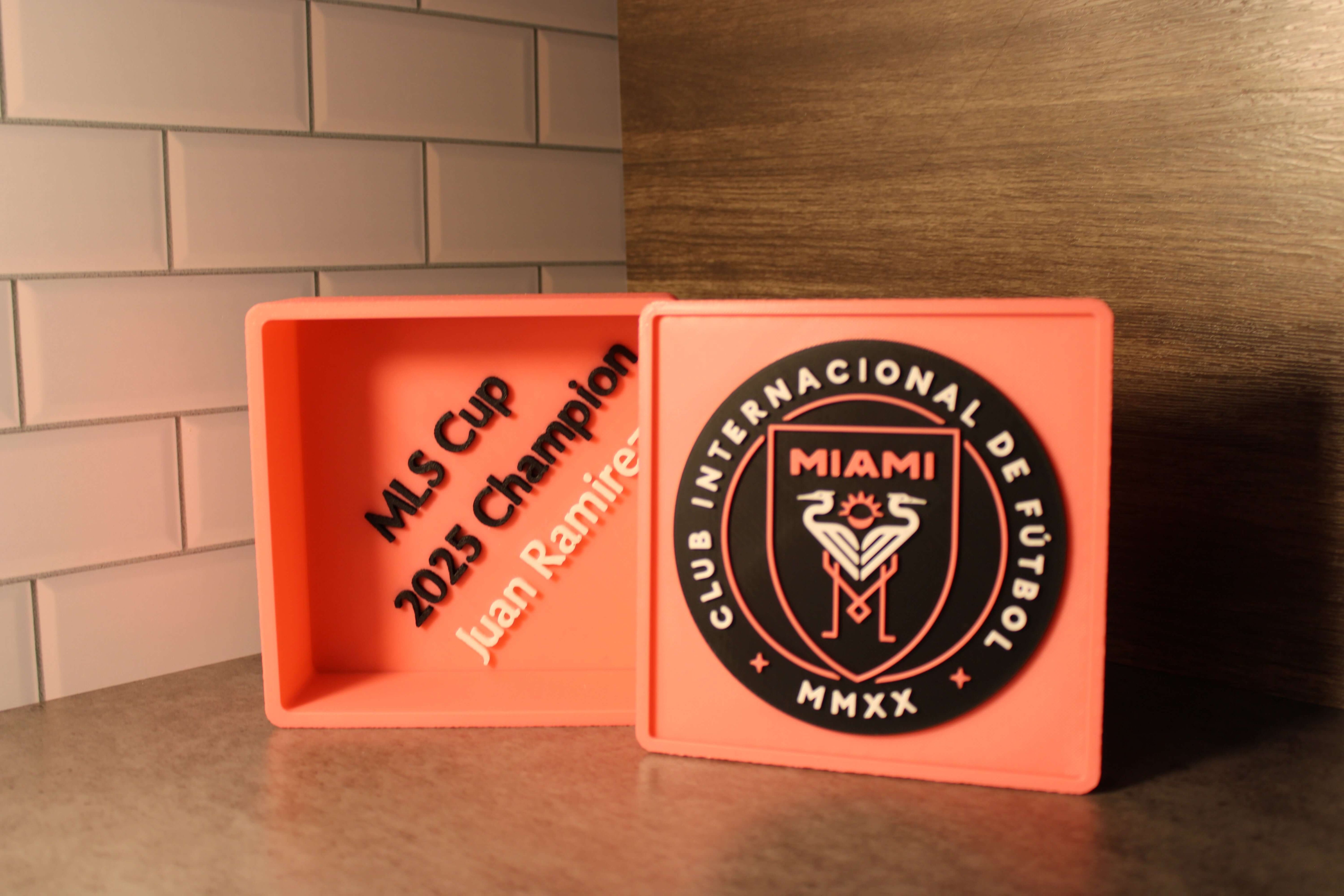 Inter Miami 3D Printed Emblem – Stylish Decor for Messi Fans & Soccer Lovers Tiki-Taka3D