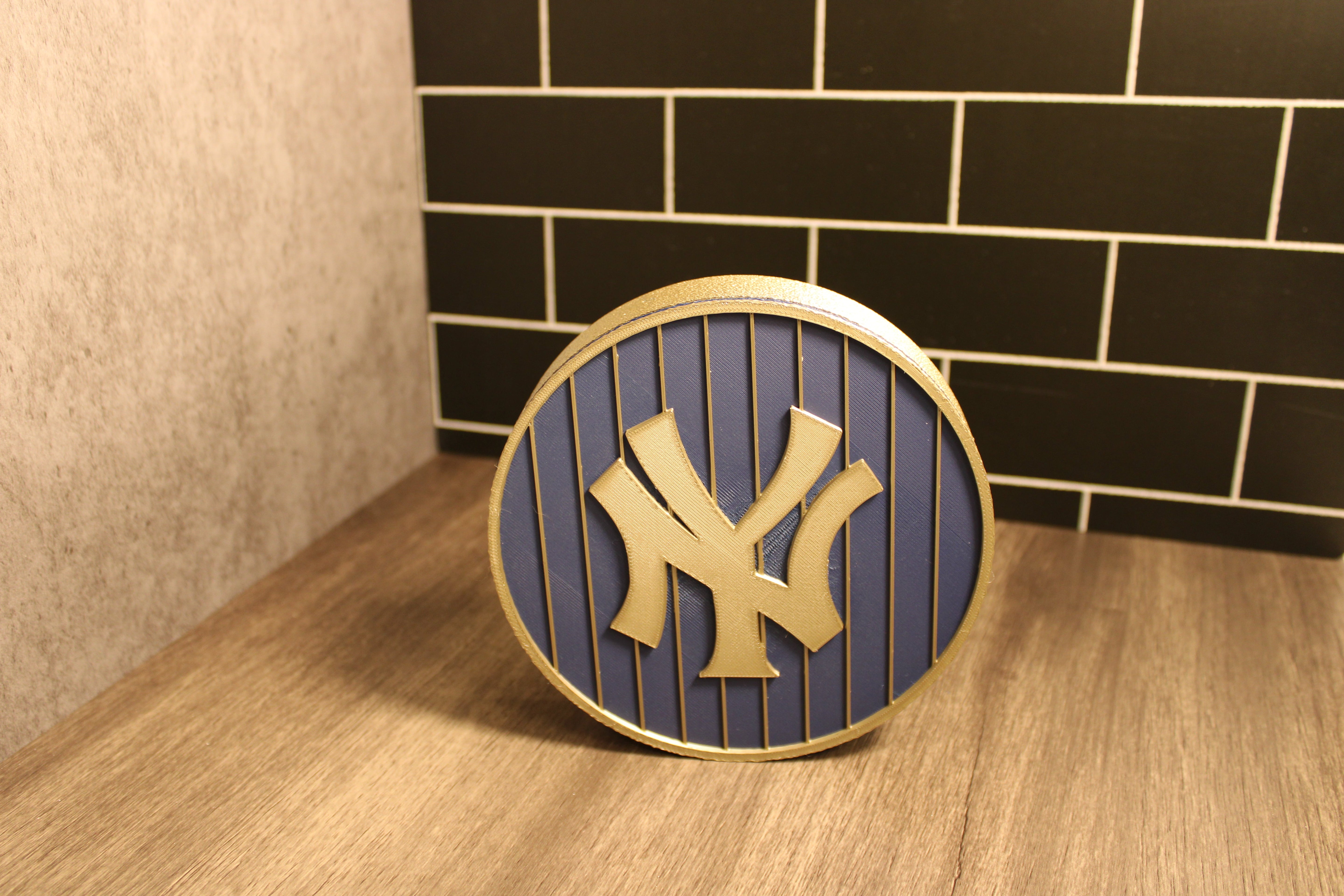NY Yankees 3D Logo Stash Box. Blue and Iridium Gold Colored. Tiki-Taka3D