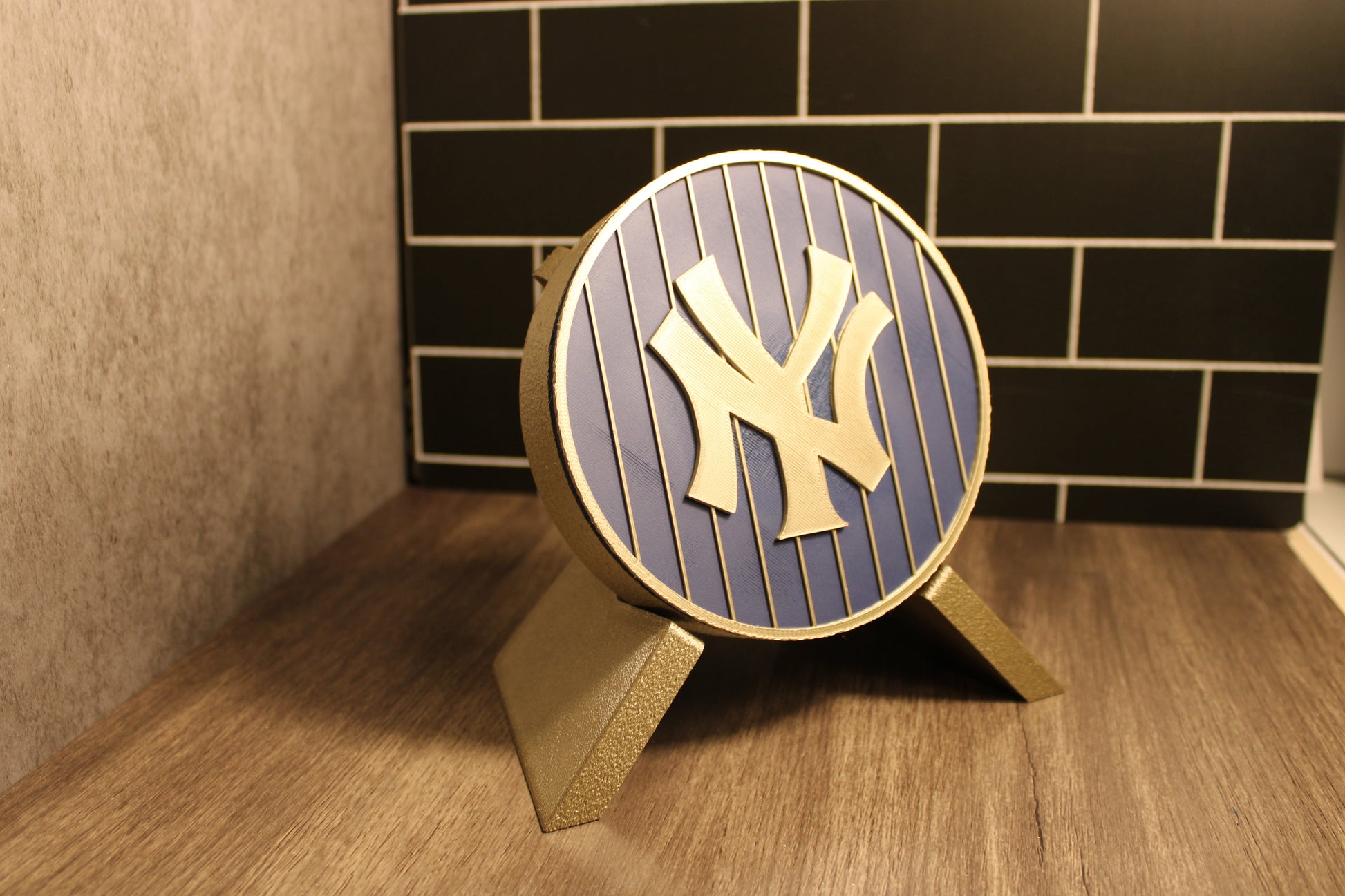 NY Yankees 3D Logo Stash Box. Blue and Iridium Gold Colored. Tiki-Taka3D