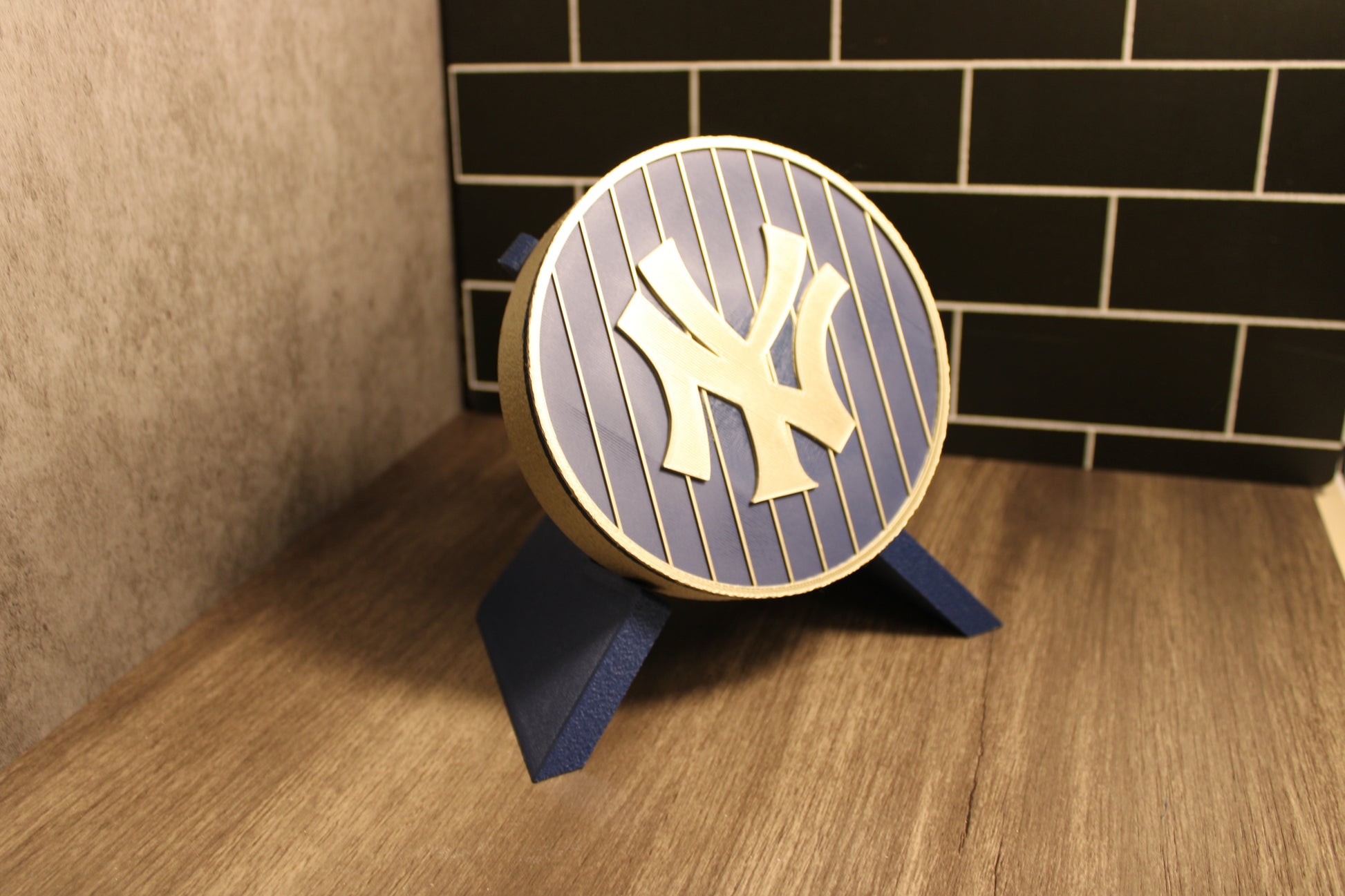 NY Yankees 3D Logo Stash Box. Blue and Iridium Gold Colored. Tiki-Taka3D