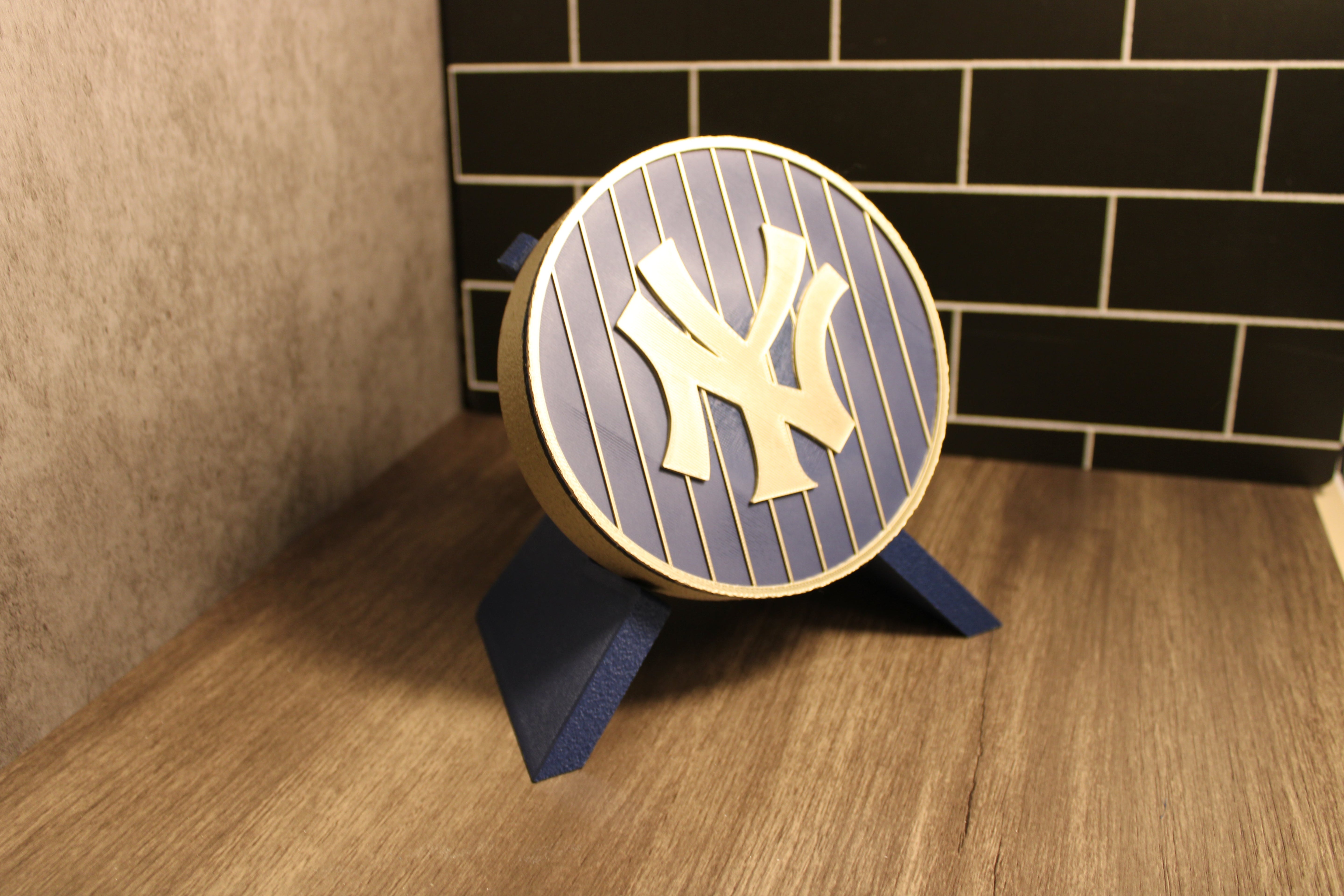 NY Yankees 3D Logo Stash Box. Blue and Iridium Gold Colored. Tiki-Taka3D