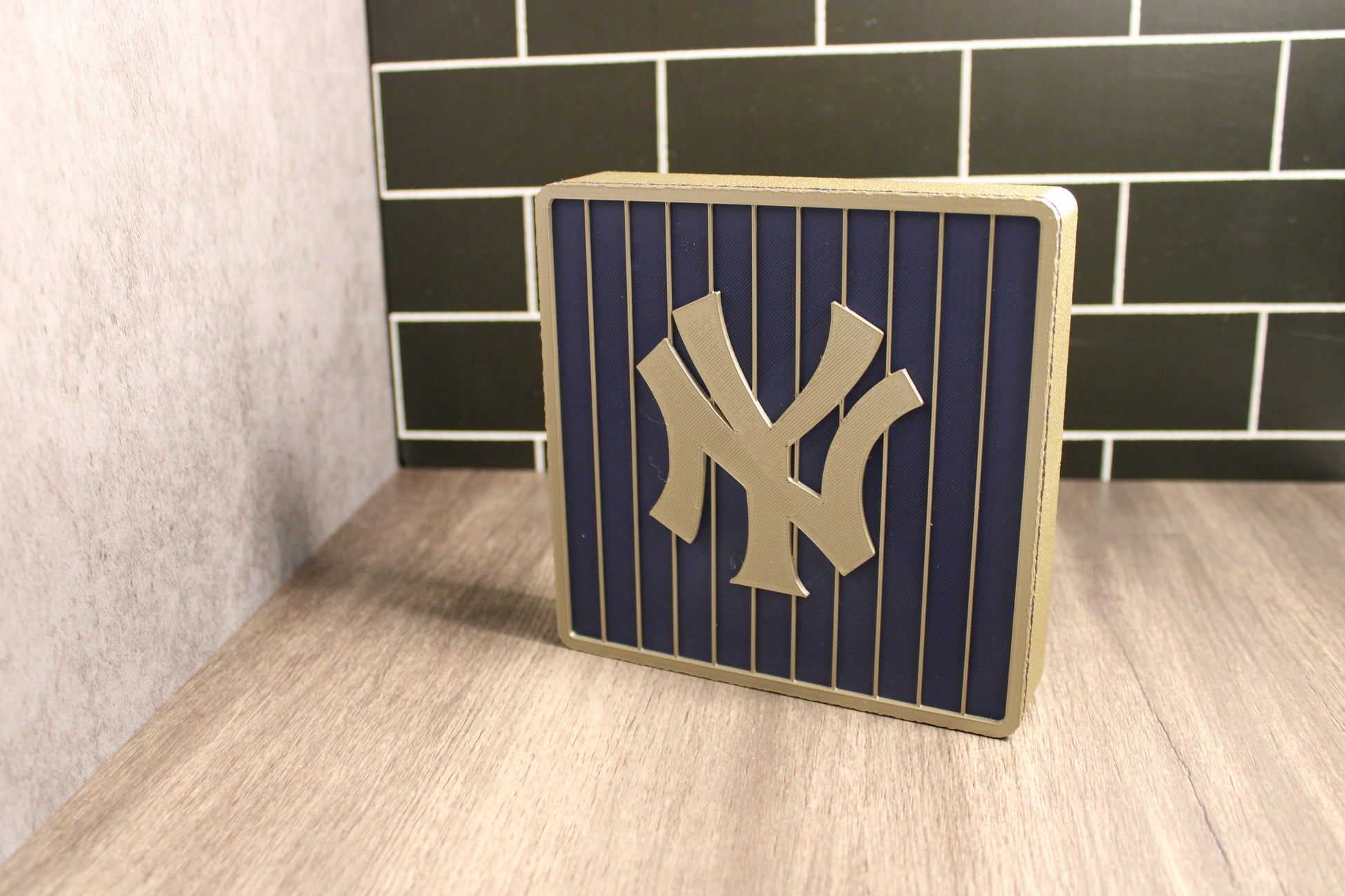 NY Yankees 3D Logo Stash Box. Blue and Iridium Gold Colored. Tiki-Taka3D