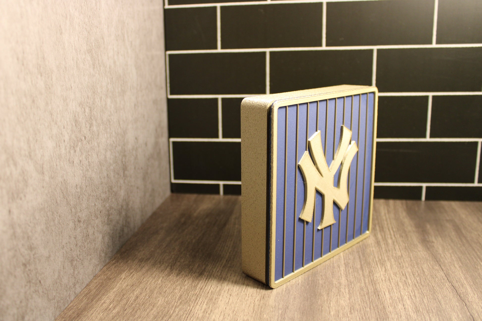 NY Yankees 3D Logo Stash Box. Blue and Iridium Gold Colored. Tiki-Taka3D