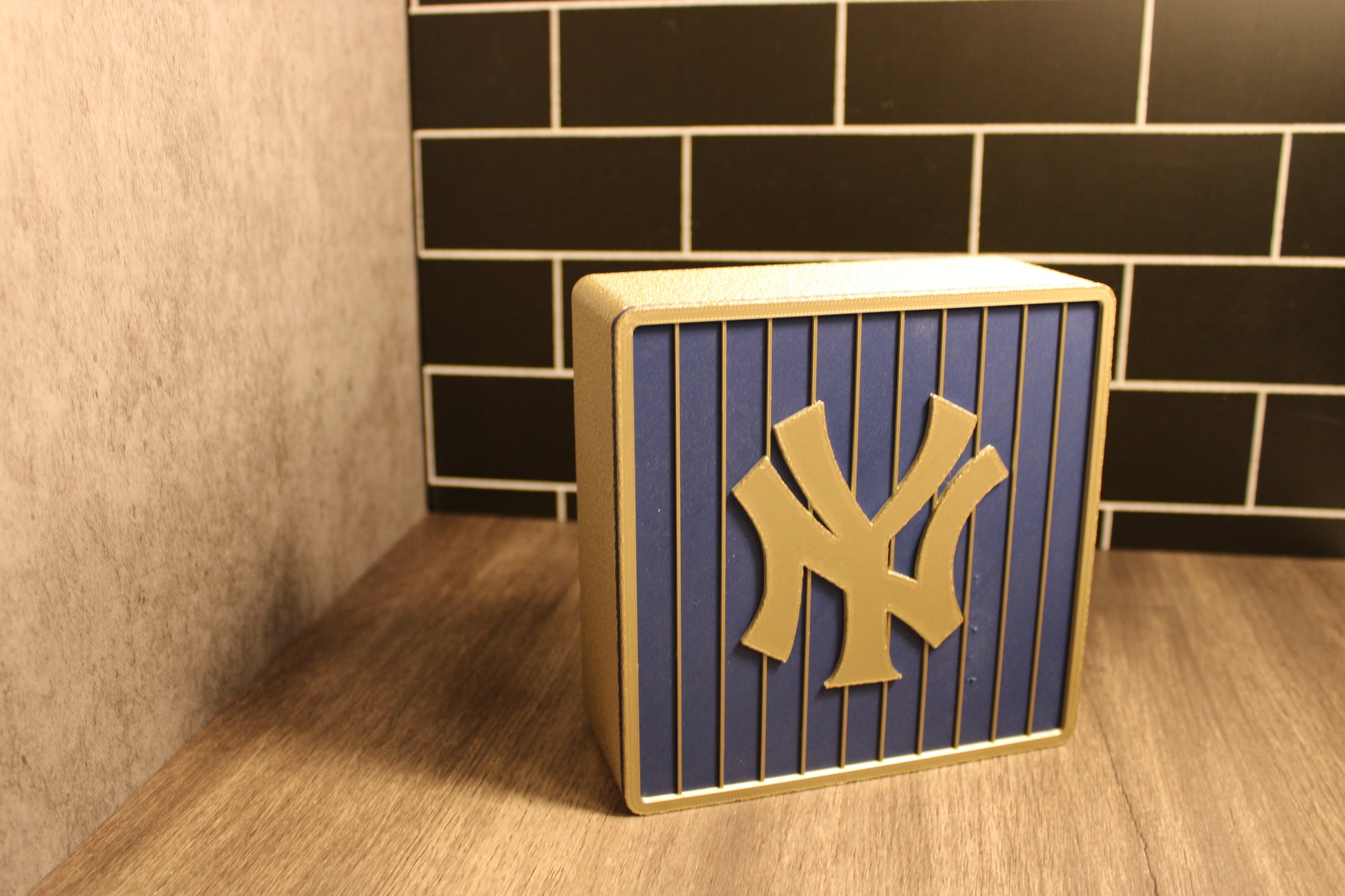 NY Yankees 3D Logo Stash Box. Blue and Iridium Gold Colored. Tiki-Taka3D