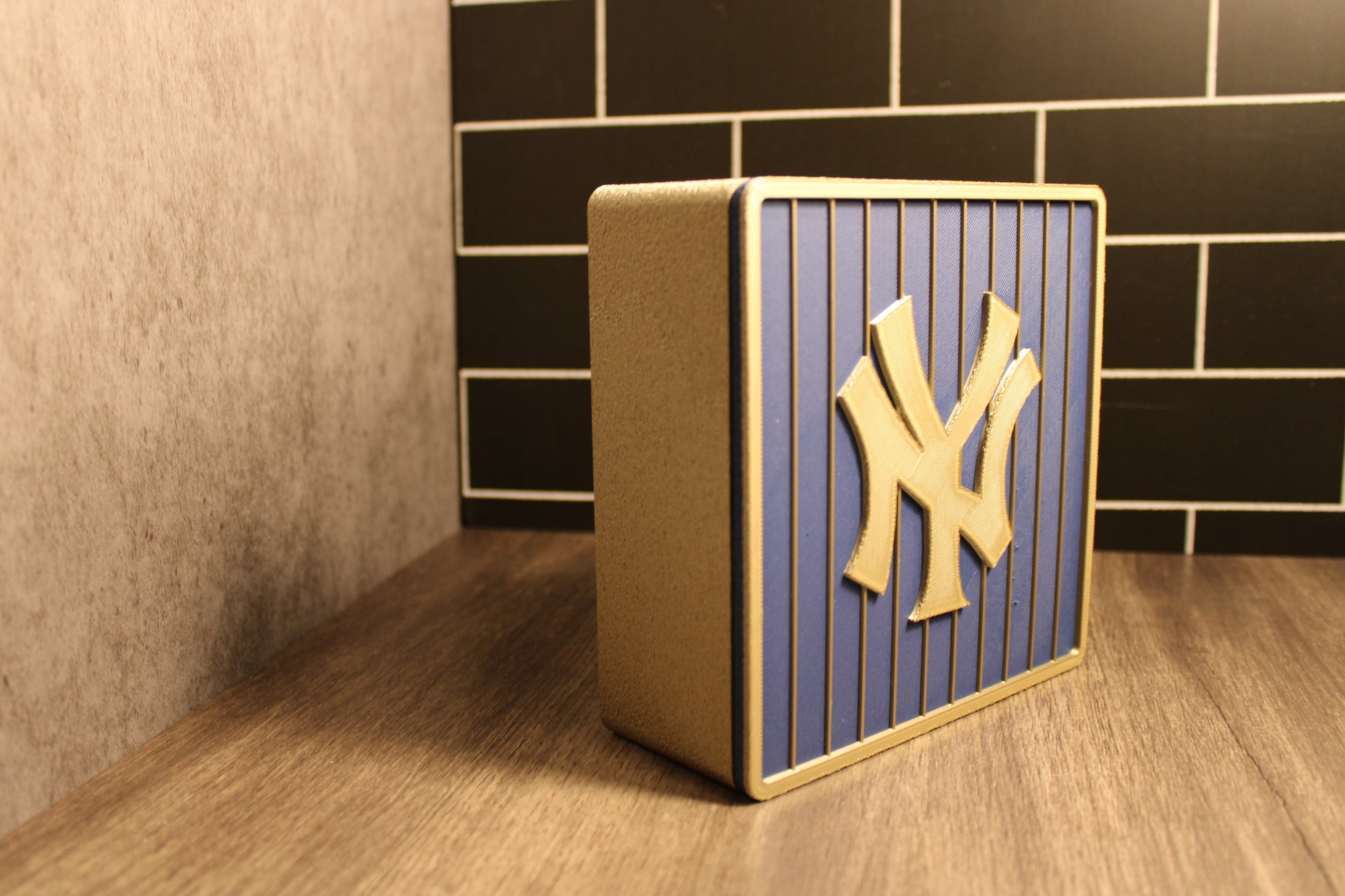 NY Yankees 3D Logo Stash Box. Blue and Iridium Gold Colored. Tiki-Taka3D