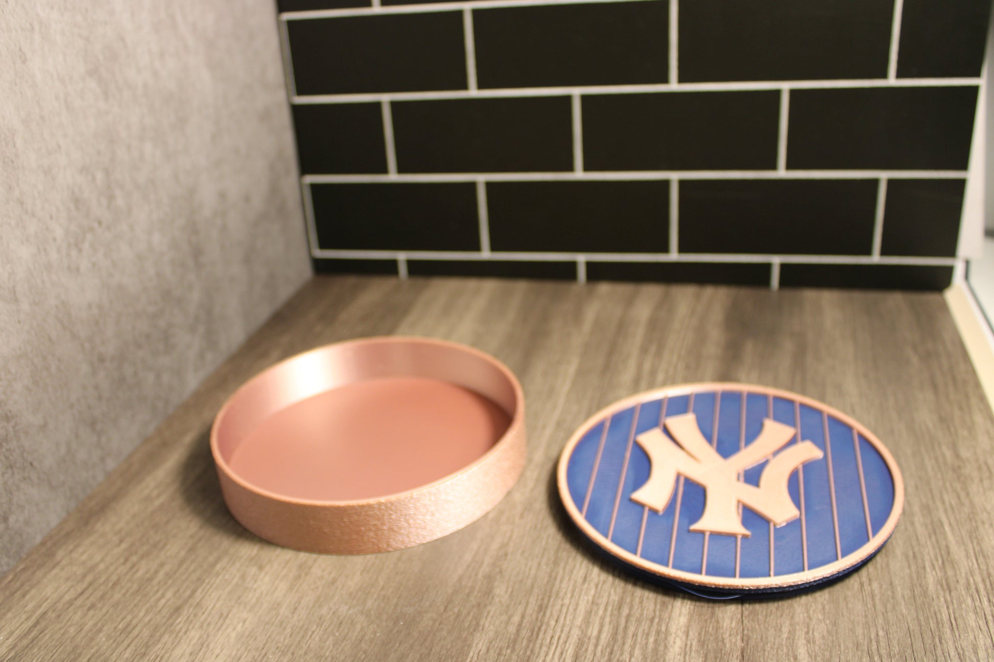 customized NY Yankees stash box: Rose Gold and Black Tiki-Taka3D