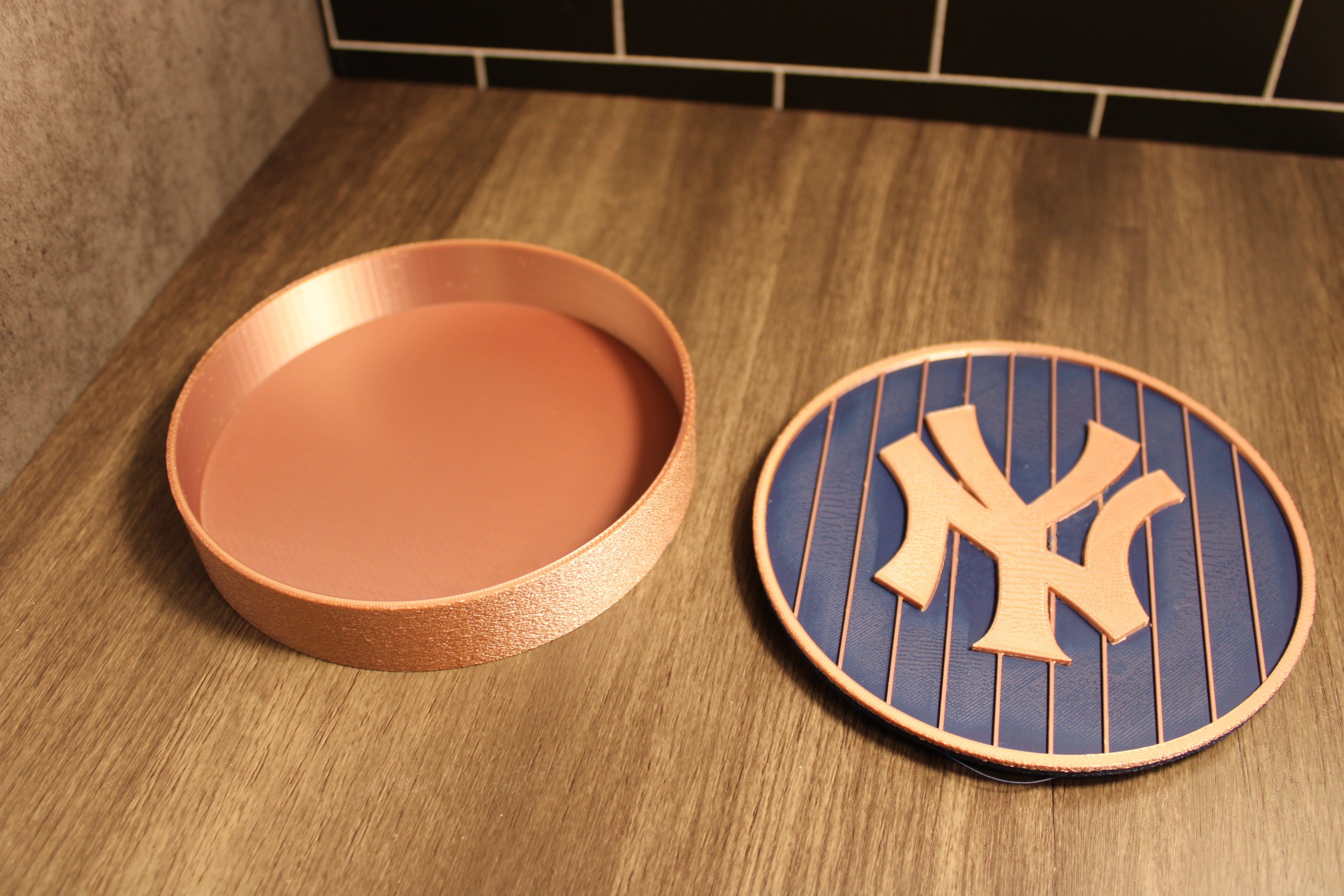 customized NY Yankees stash box: Rose Gold and Black Tiki-Taka3D