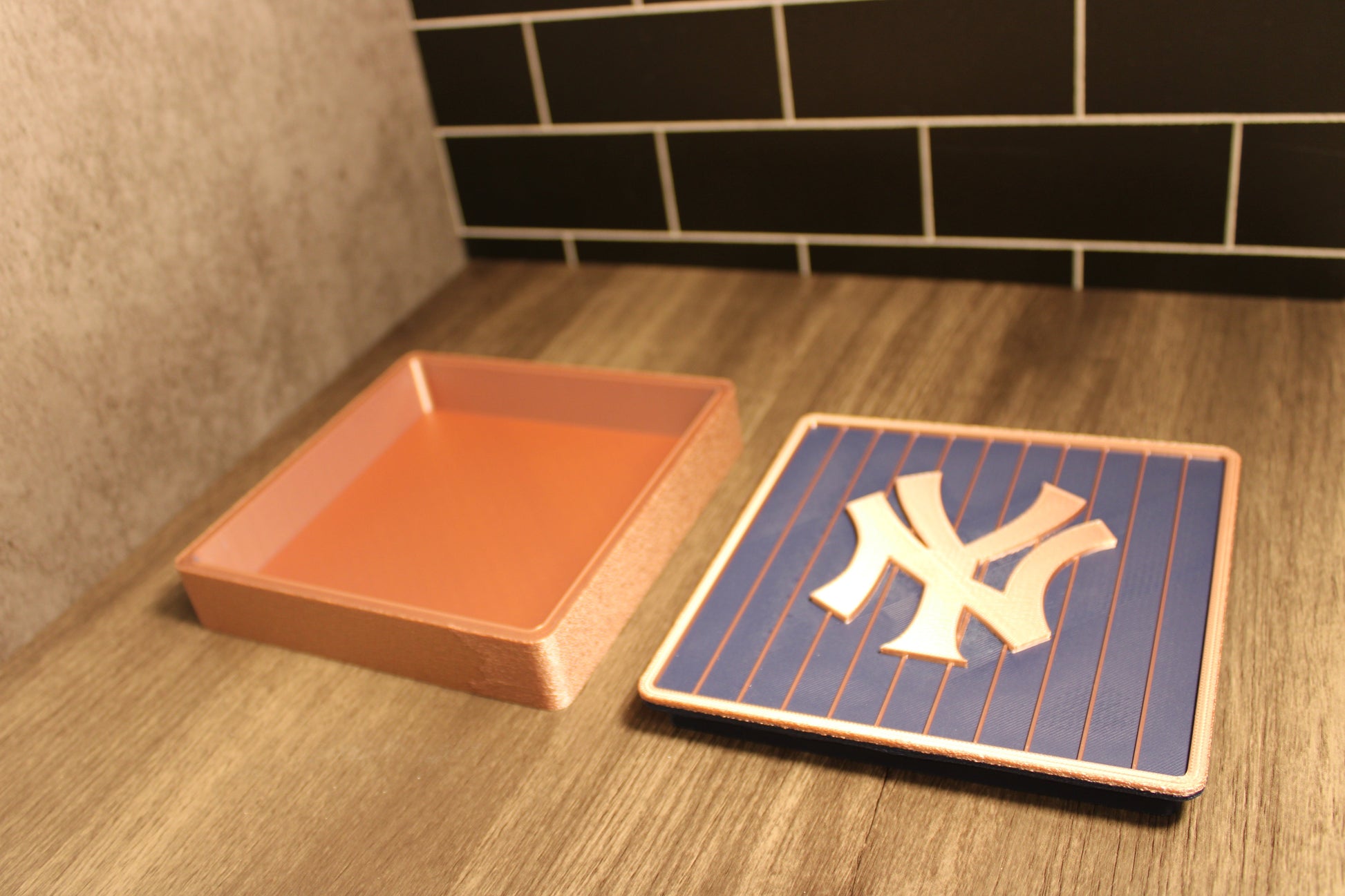 customized NY Yankees stash box: Rose Gold and Black Tiki-Taka3D
