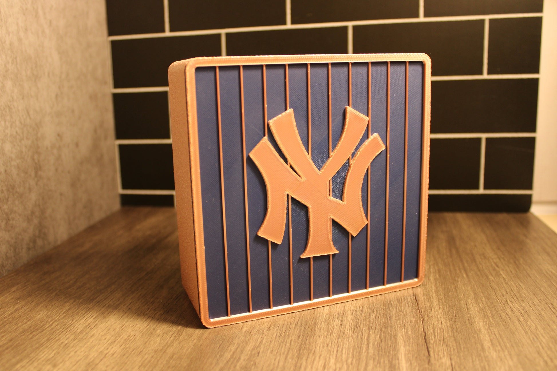 customized NY Yankees stash box: Rose Gold and Black Tiki-Taka3D