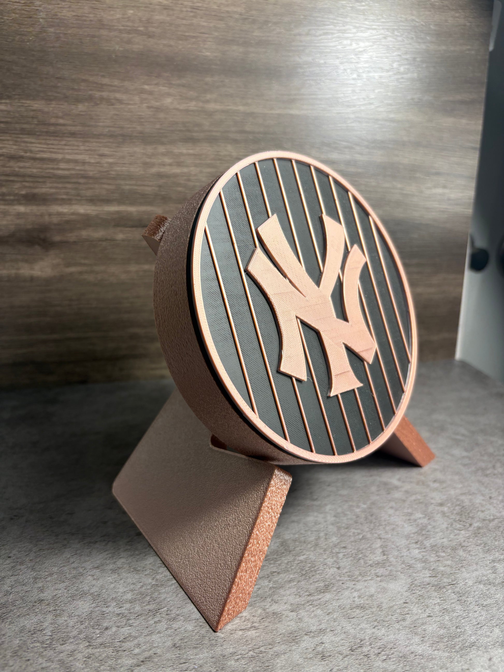 customized NY Yankees stash box: Rose Gold and Black Tiki-Taka3D