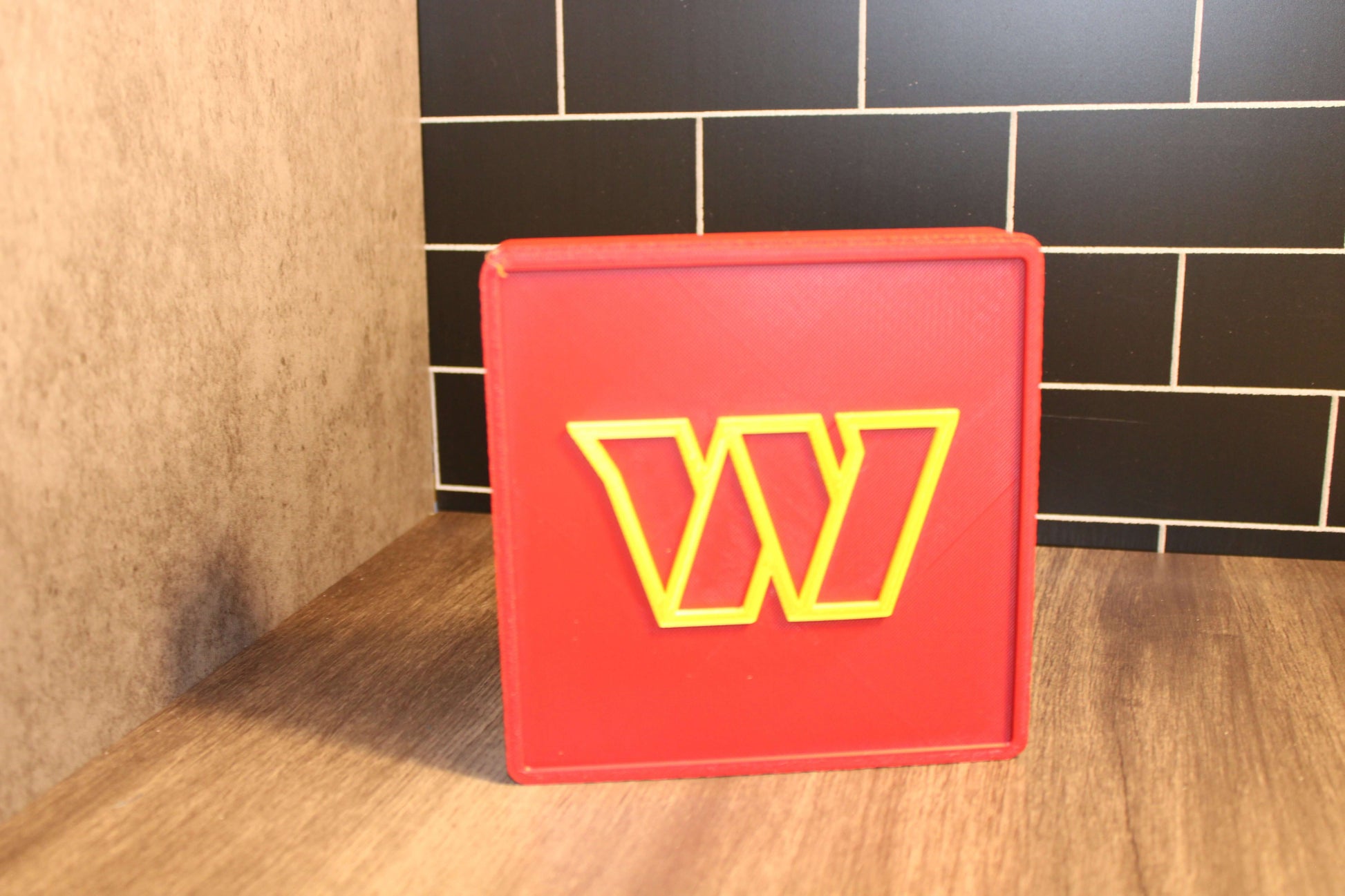 Commanders 3D Logo Plaque | Keepsake Box Tiki-Taka3D