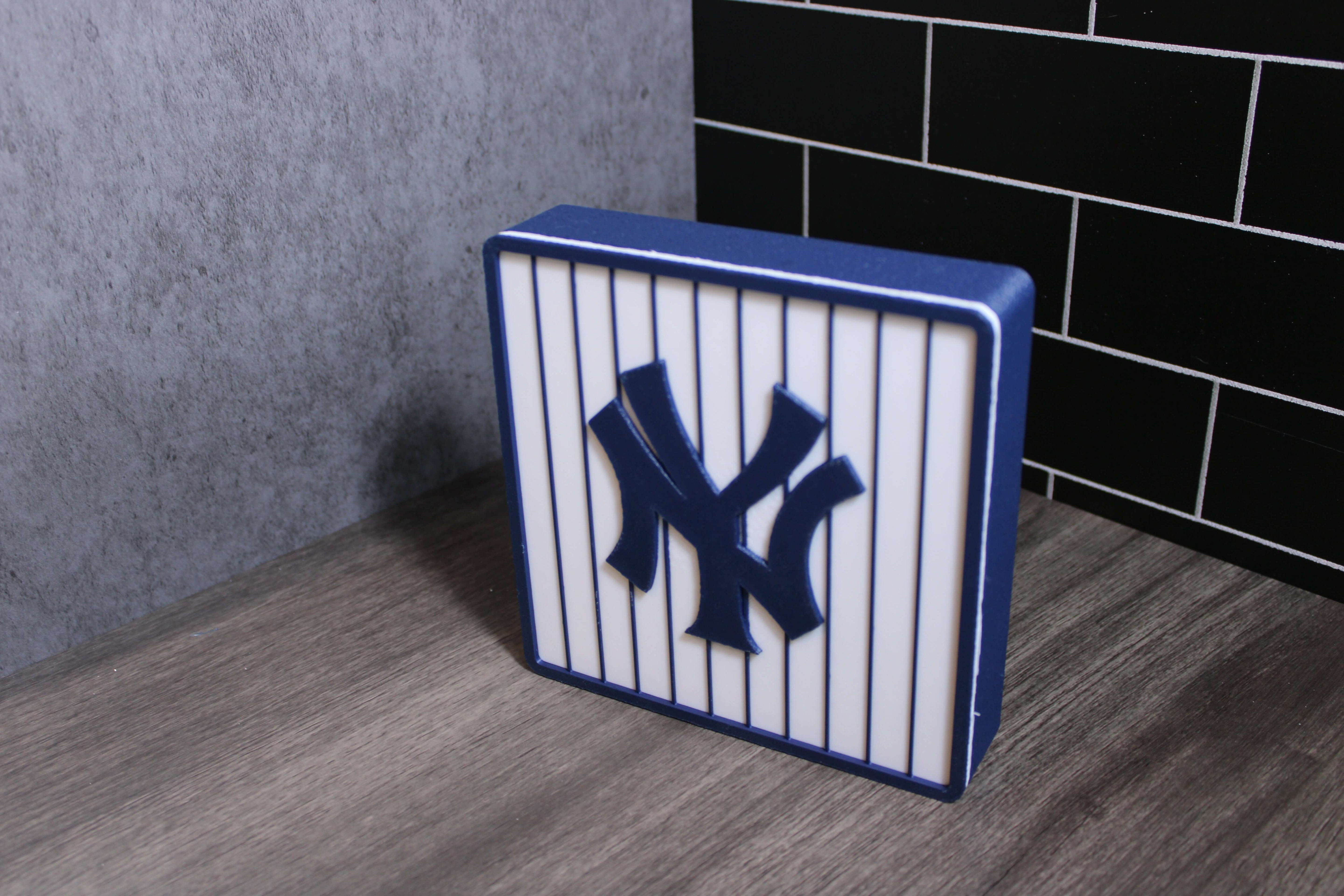 NY Yankees 3D Logo Stash Box: Unique MLB Baseball Fan Gift Tiki-Taka3D