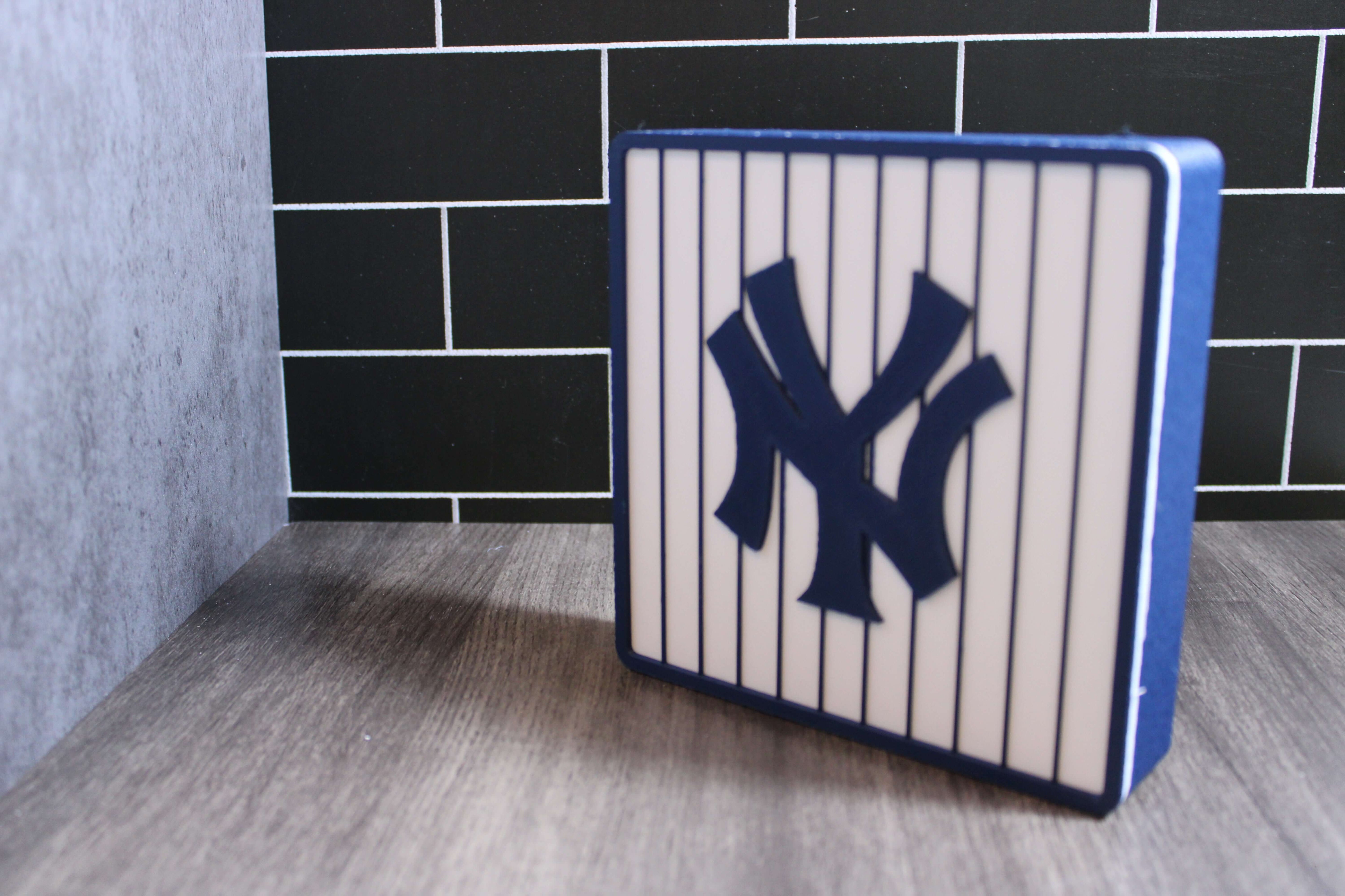 NY Yankees 3D Logo Stash Box: Unique MLB Baseball Fan Gift Tiki-Taka3D