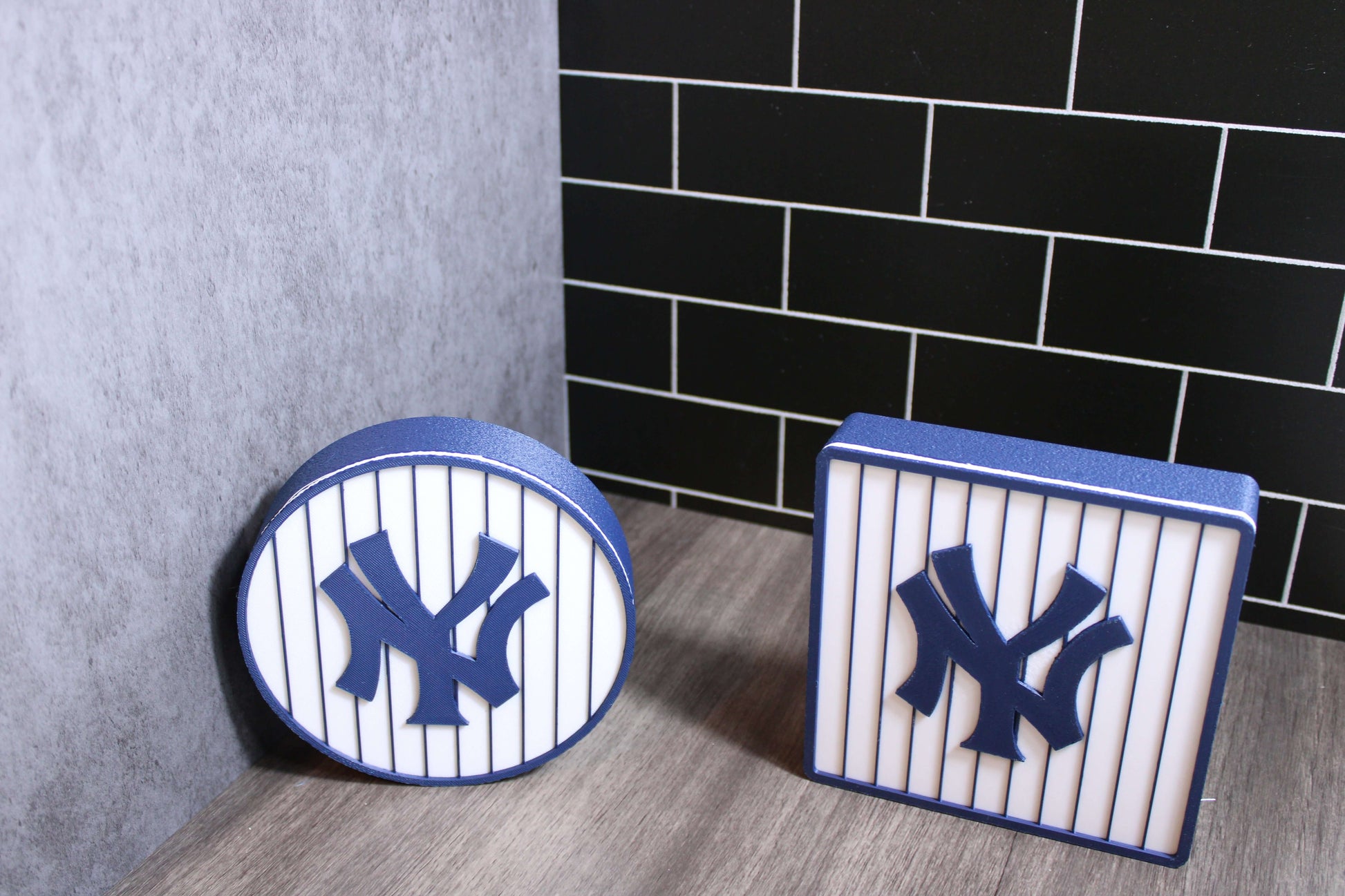 NY Yankees 3D Logo Stash Box: Unique MLB Baseball Fan Gift Tiki-Taka3D