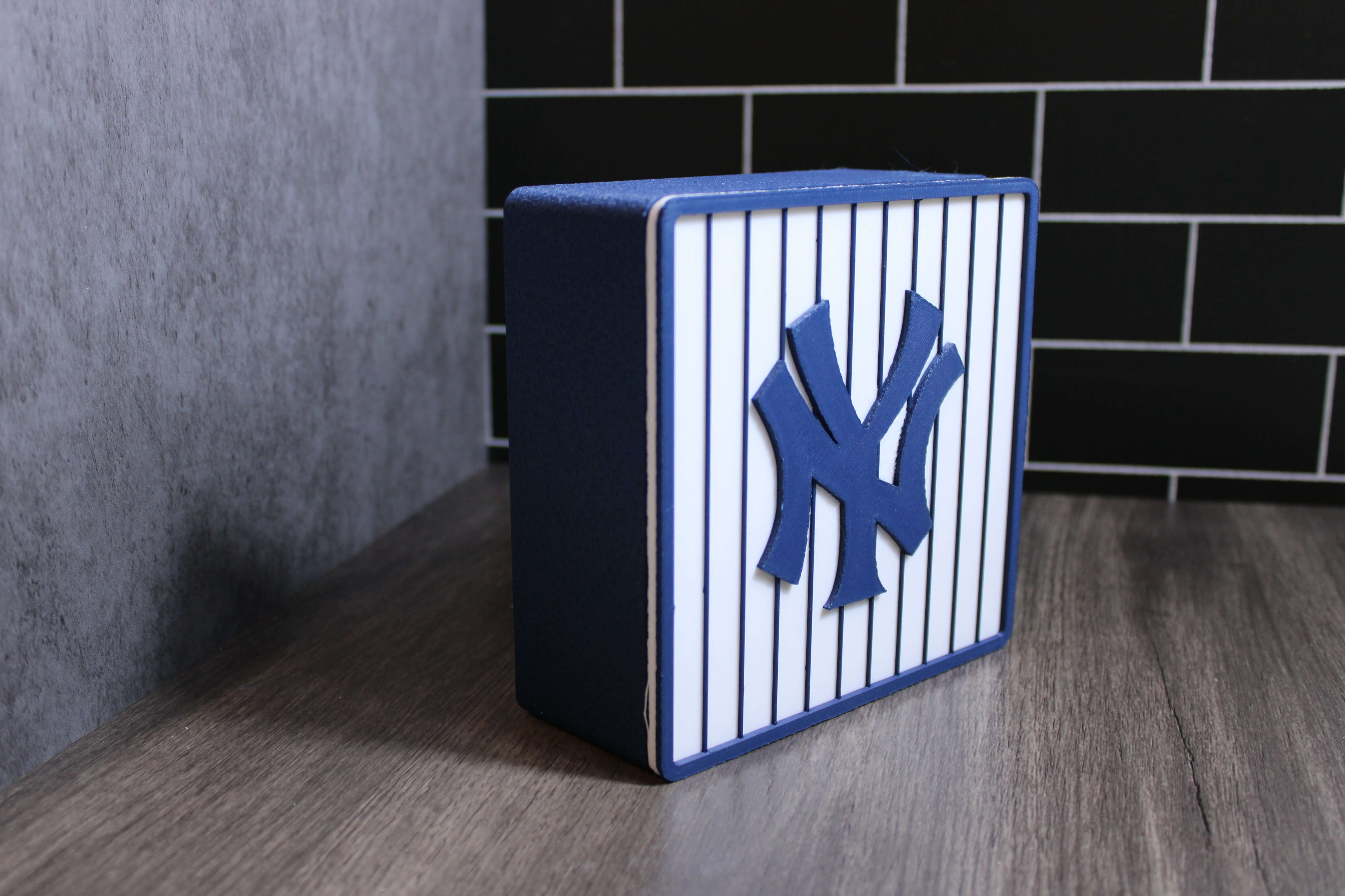 NY Yankees 3D Logo Stash Box: Unique MLB Baseball Fan Gift Tiki-Taka3D