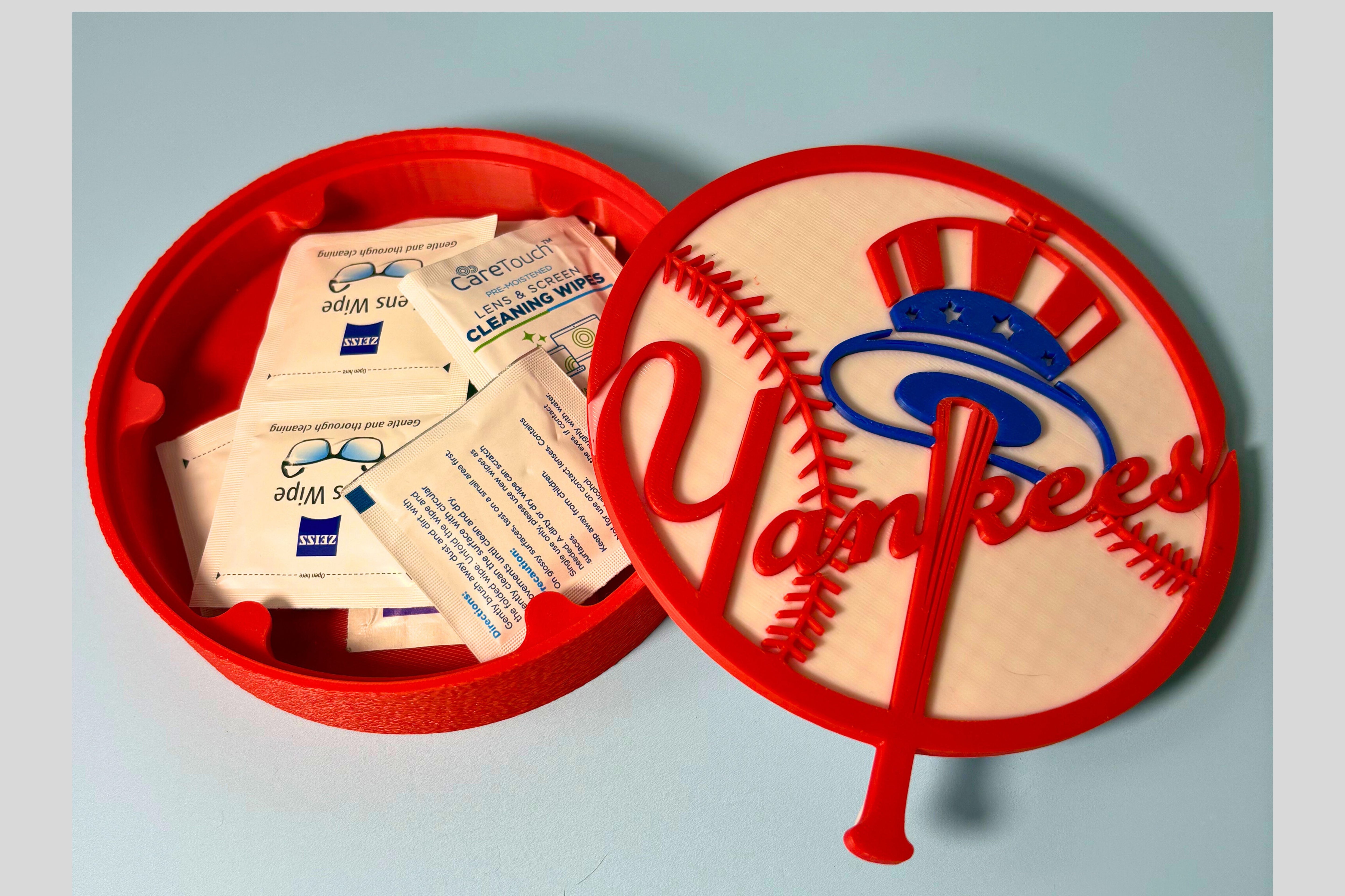 Customized New York Yankees 3D Printed Plaque: Unique MLB Baseball Fan Gift for Sports Decor