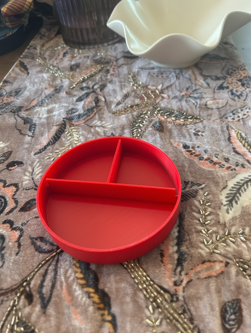 Heat — divided interior, 3 compartments, team-colored