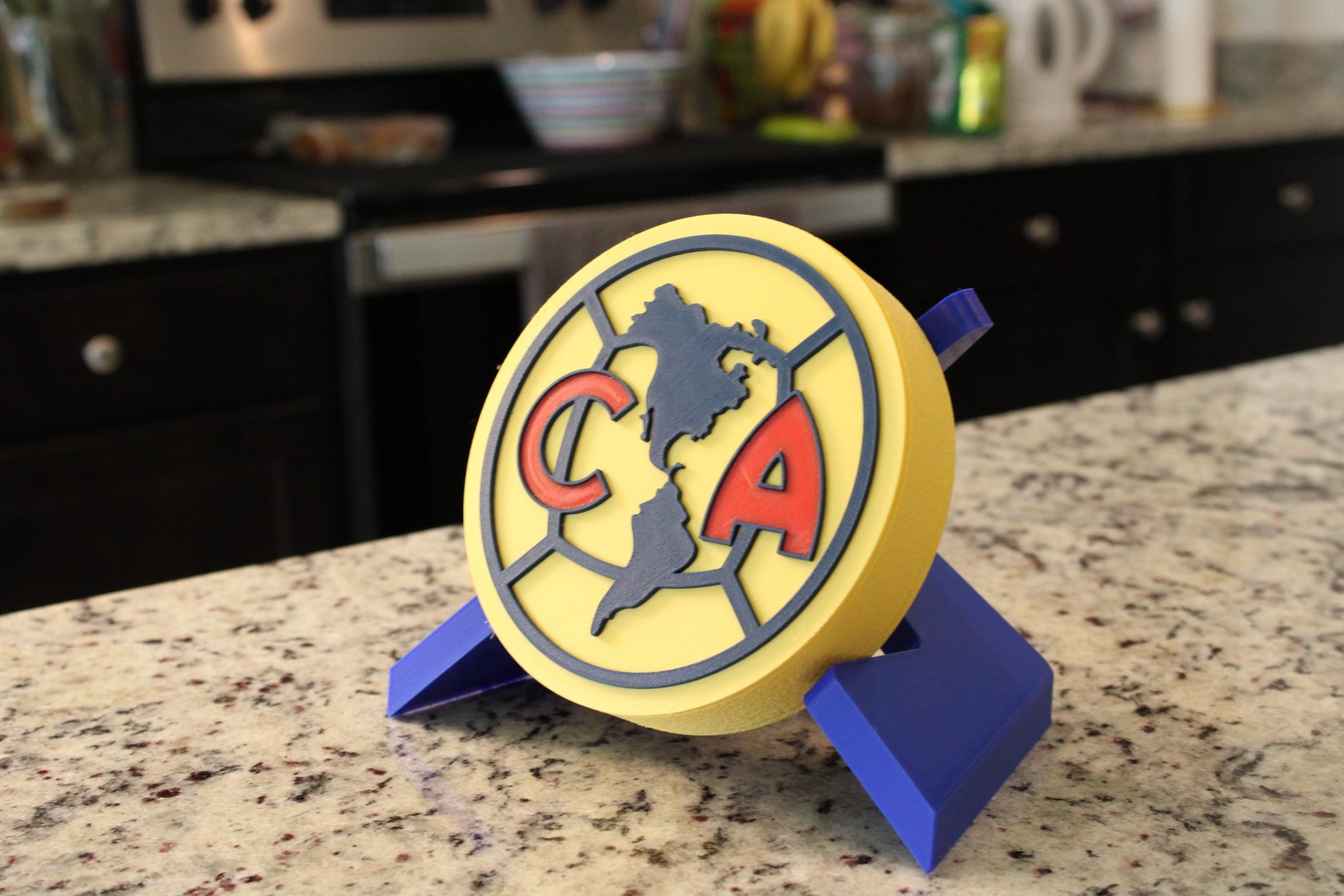 Club América de Fútbol. Liga MX.  Mejor regalo para un Americanista, Soccer Regalo para papá/hermano/primo/etc. 3D Printed, Club America Tiki-Taka3D