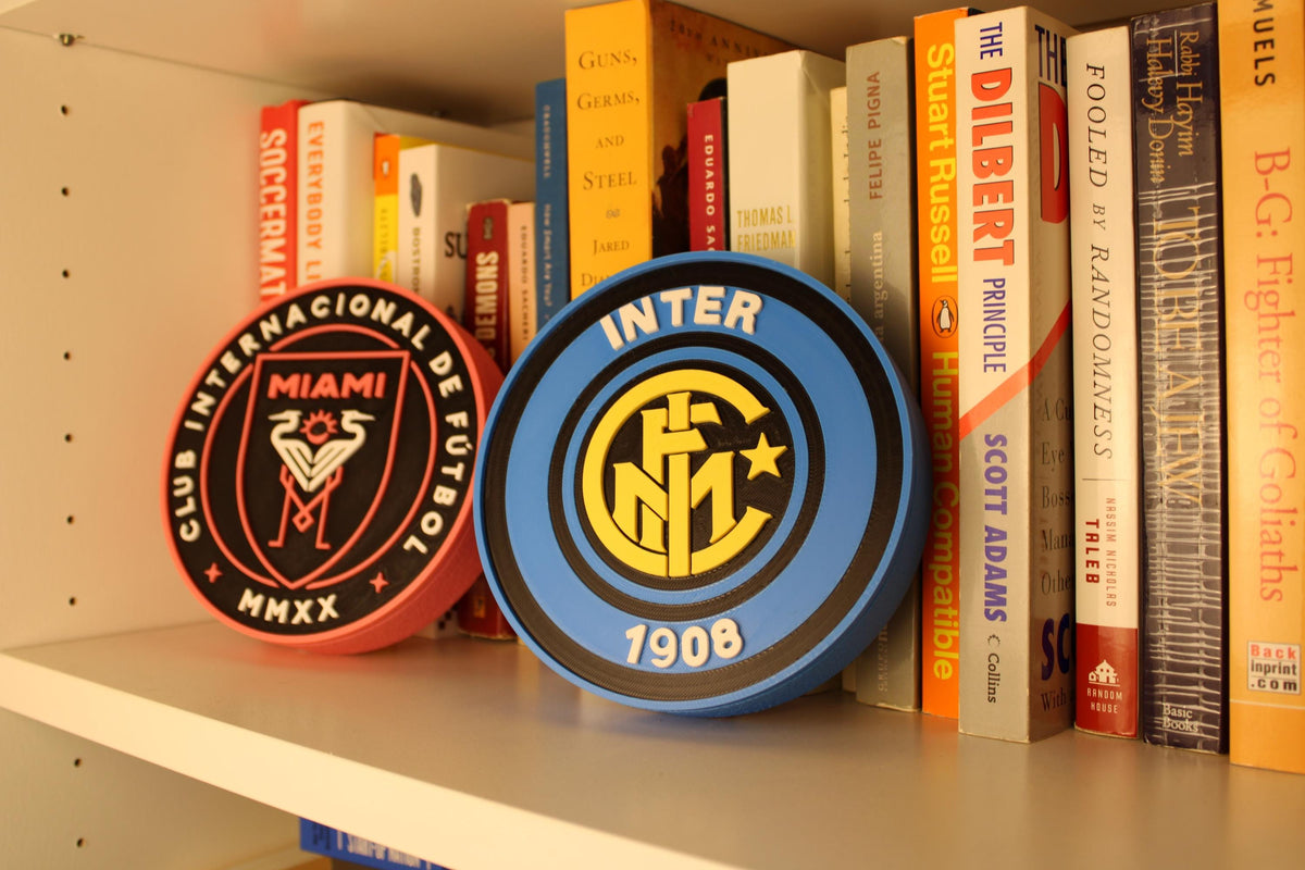Internazionale de Milano (Retro Version) Customized. Escudo impreso en 3D. Forza Inter! Con estilo e innovación. logo internazionale Tiki-Taka3D