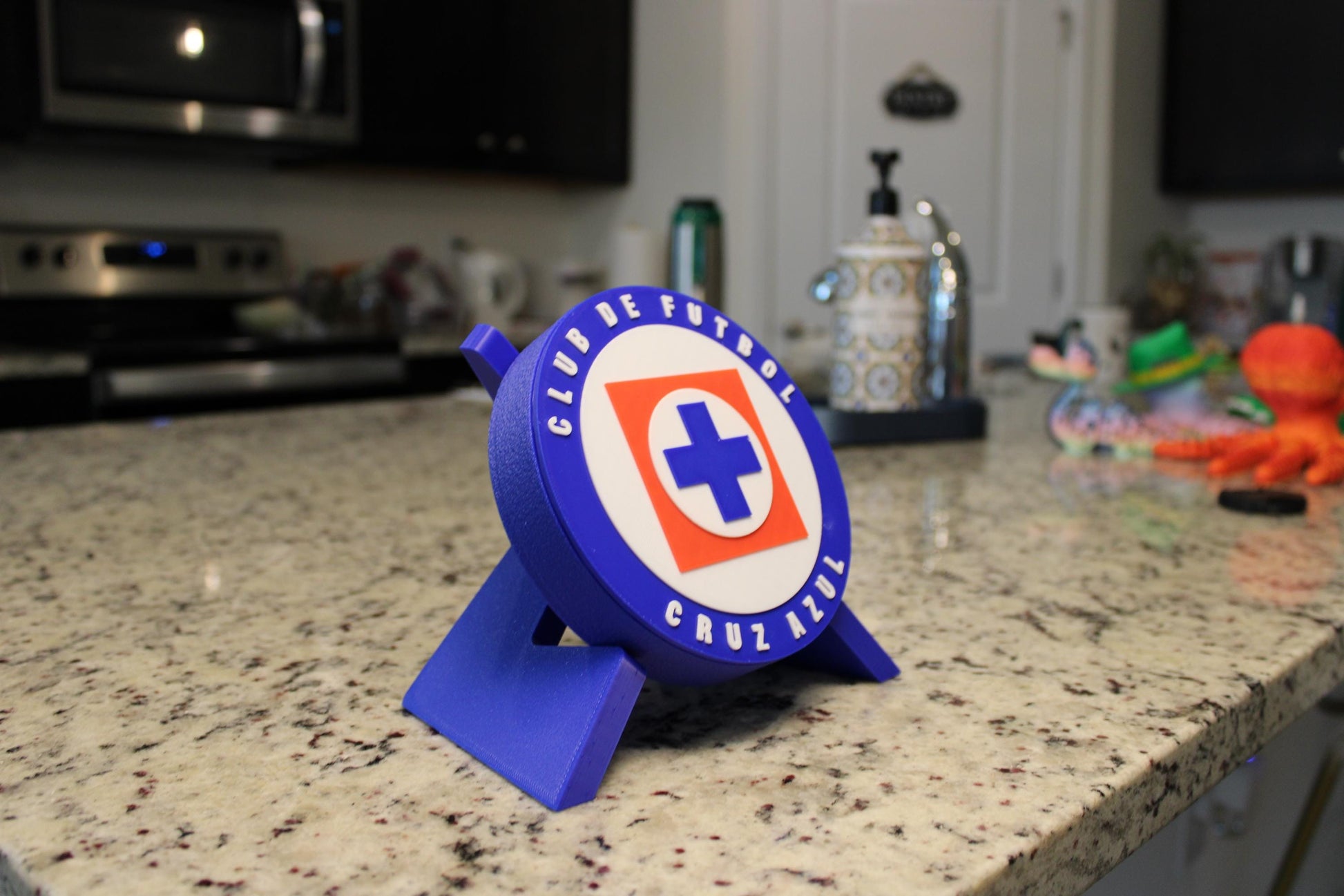 Club de Fútbol Cruz Azul. La Máquina Cementera.Liga MX.  Mejor regalo para un Celeste. Soccer Regalo para papá/hermano/primo/etc. 3D Printed Tiki-Taka3D