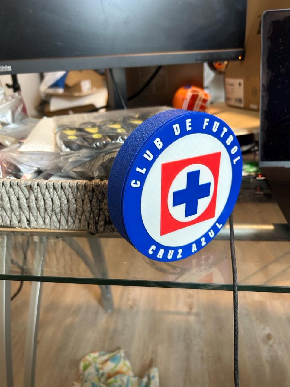 Club de Fútbol Cruz Azul. La Máquina Cementera.Liga MX.  Mejor regalo para un Celeste. Soccer Regalo para papá/hermano/primo/etc. 3D Printed Tiki-Taka3D