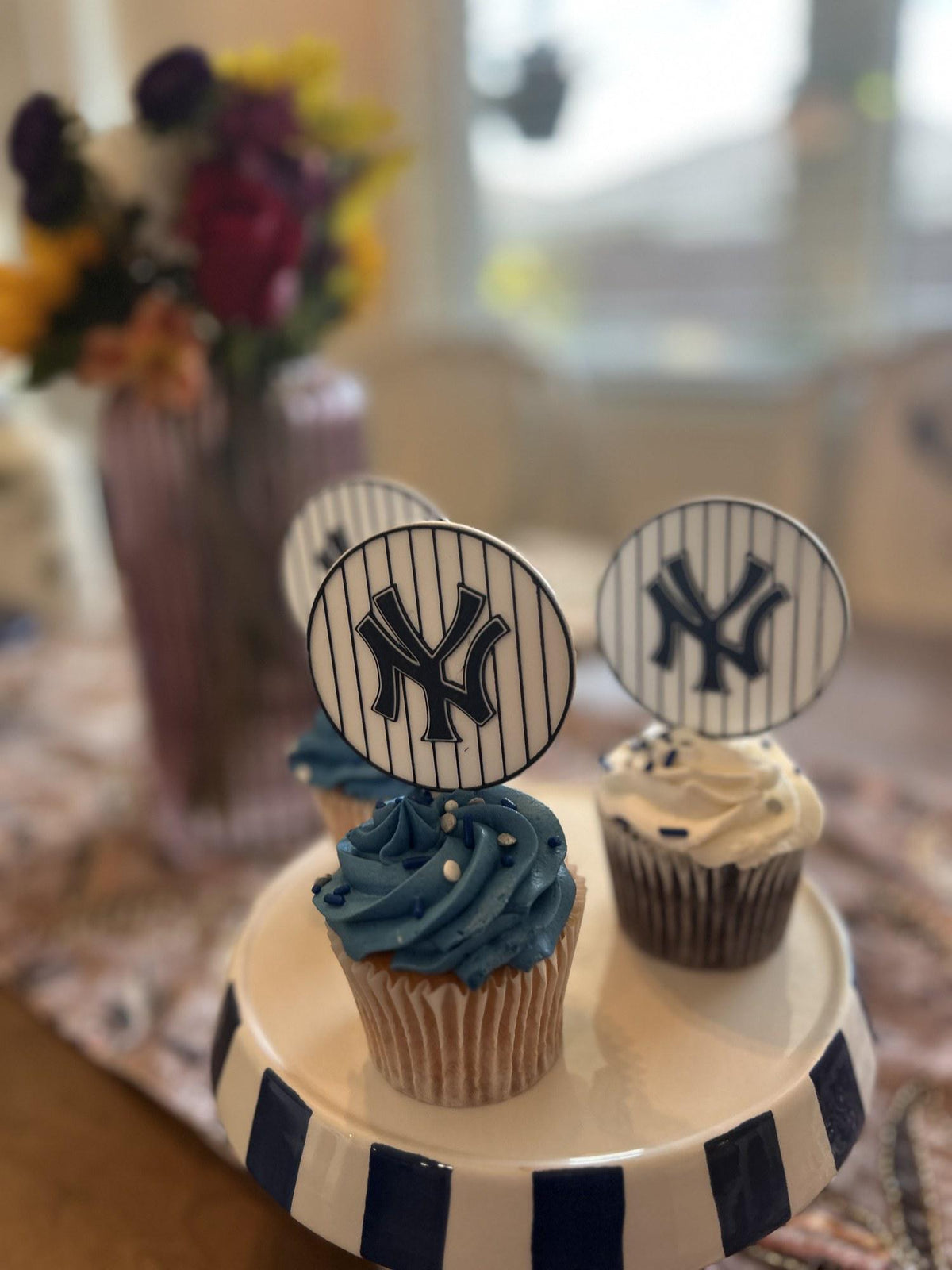 New York Yankees 3D Cupcake Toppers, Food-Grade PETG, 2.75 inch Set