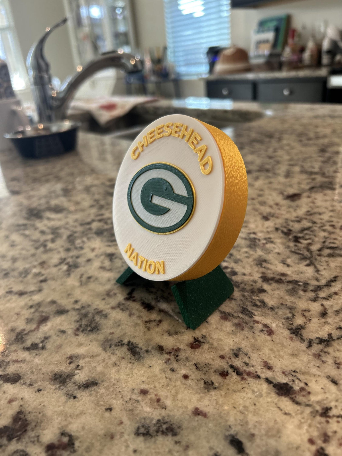 Green Bay Packers 3D printed display medallion with stand and stash box, choose base and stand color, personalize the front, made in USA