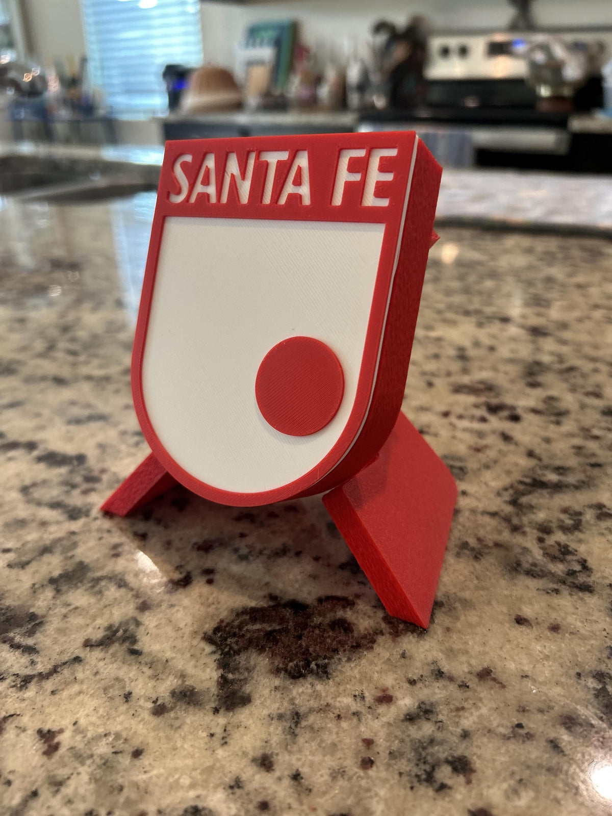 Independiente Santa Fe 3D printed escudo shield display with stand and hidden stash box, regalo hincha cardenal, Colombian soccer fan gift made in USA