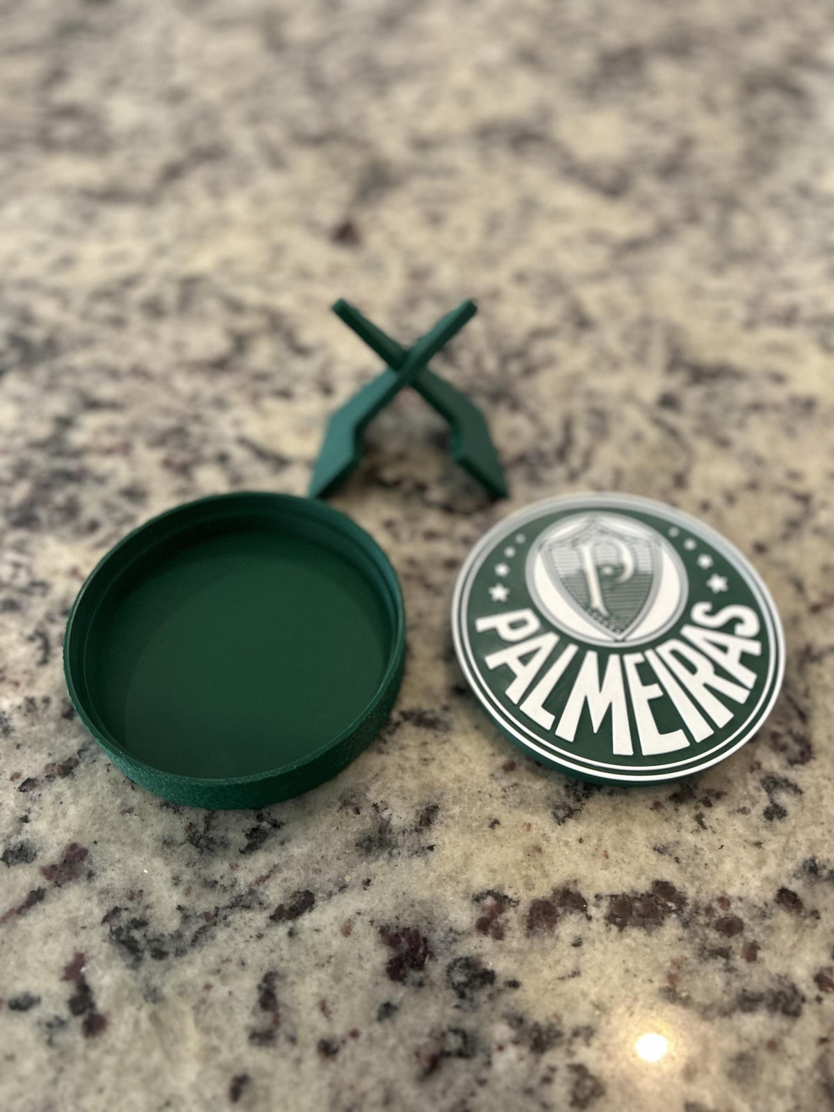 Palmeiras 3D printed round display medallion with stand and hidden stash box, presente torcedor Verdao, Brazilian soccer fan gift made in USA